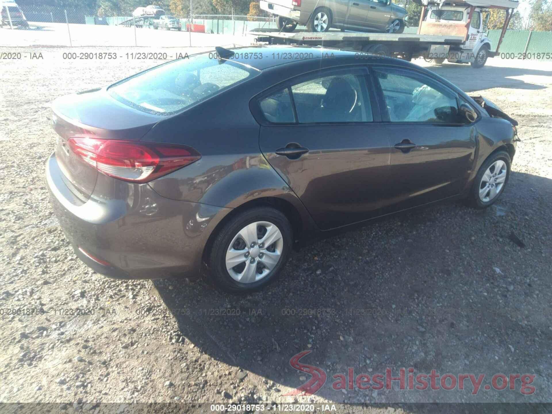 3KPFK4A79JE181096 2018 KIA FORTE