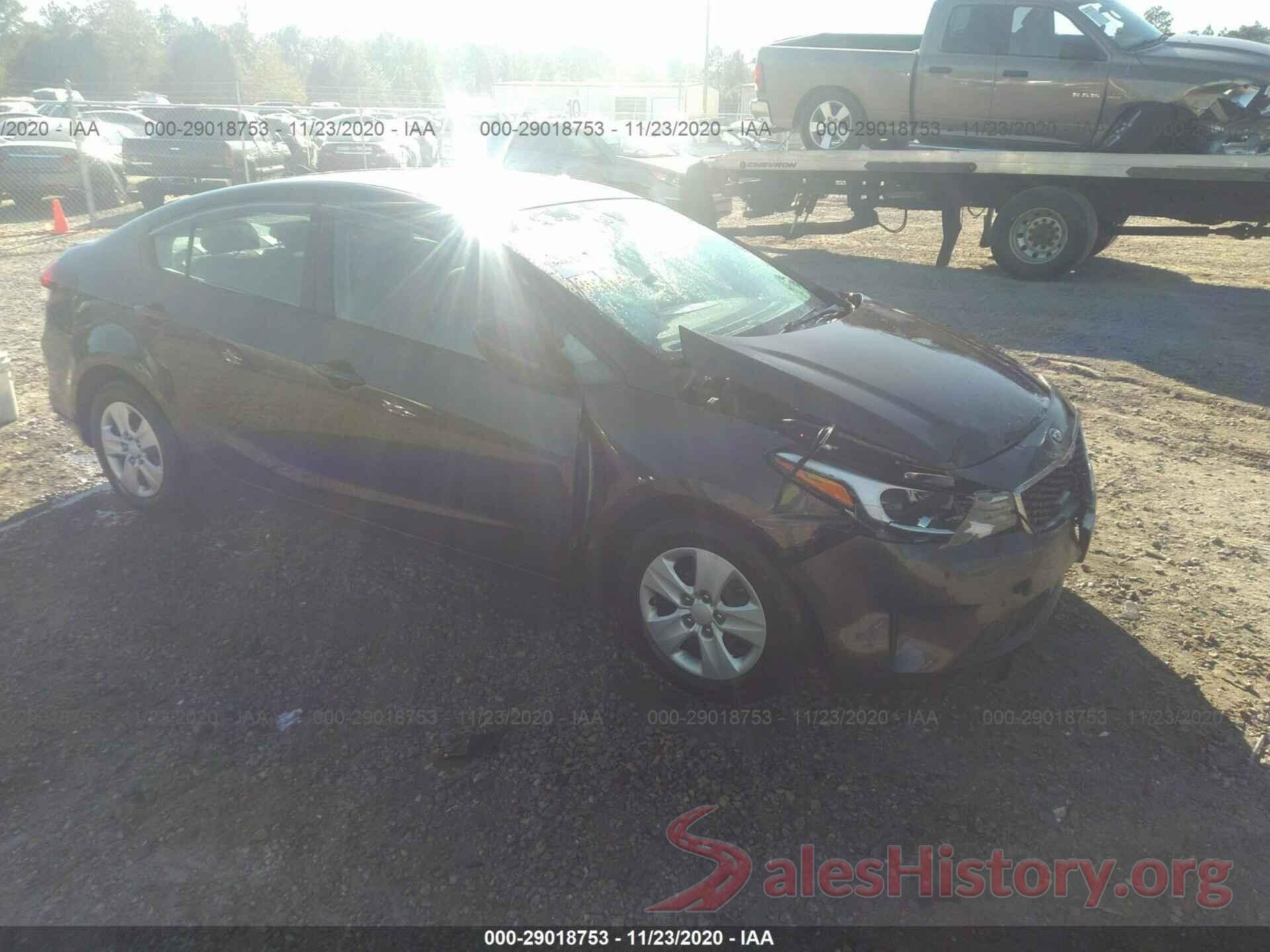 3KPFK4A79JE181096 2018 KIA FORTE