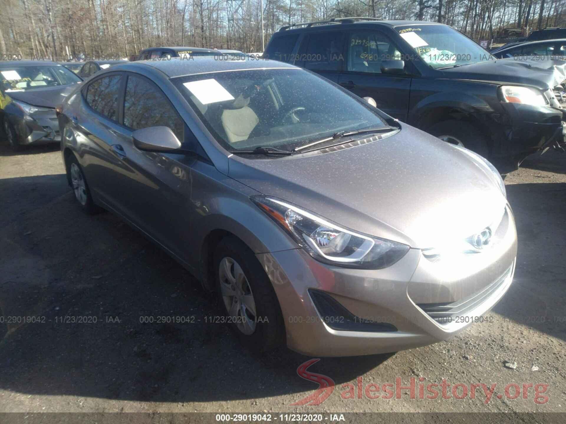 5NPDH4AE3GH785039 2016 HYUNDAI ELANTRA