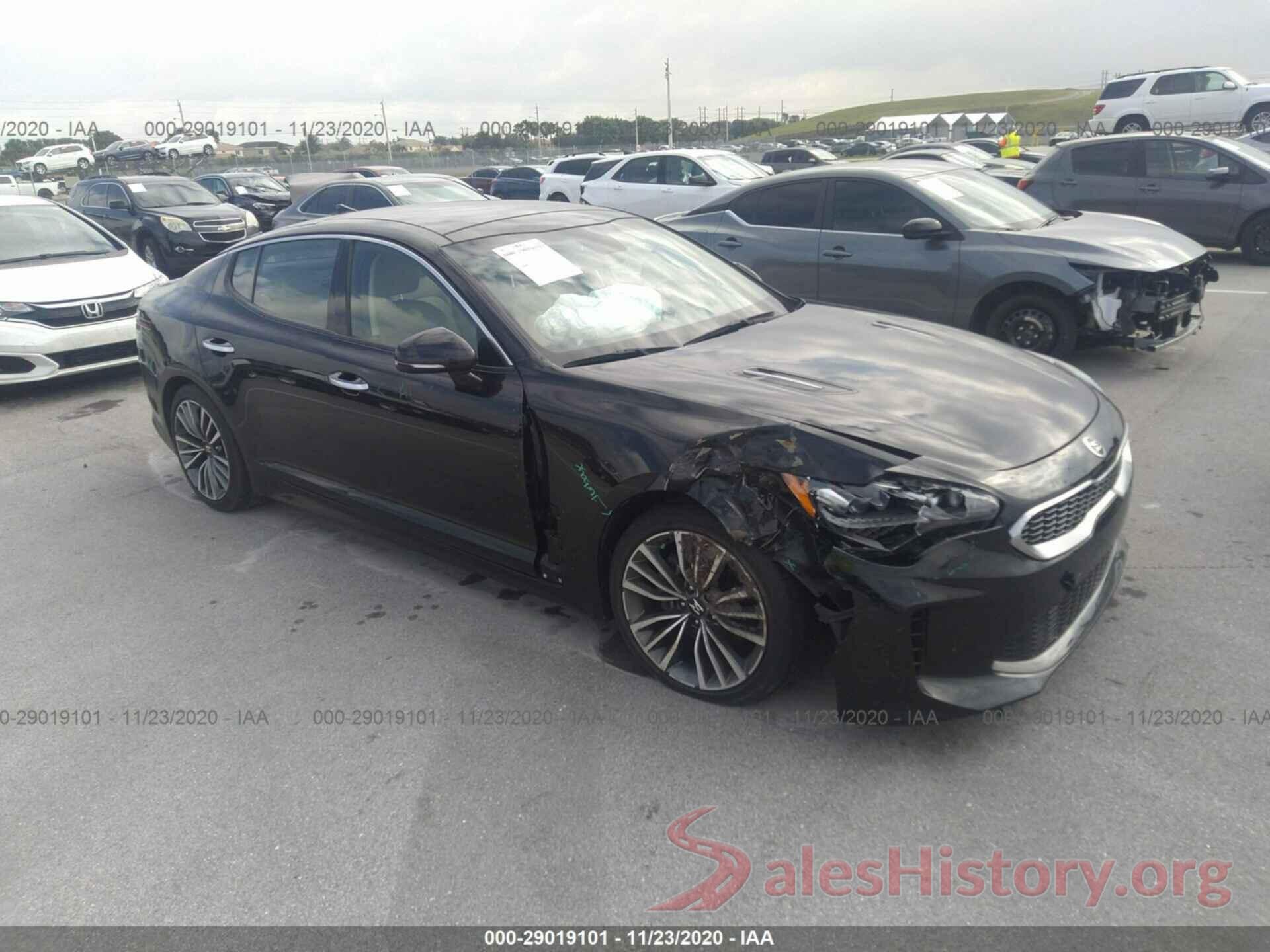 KNAE25LA8J6024575 2018 KIA STINGER