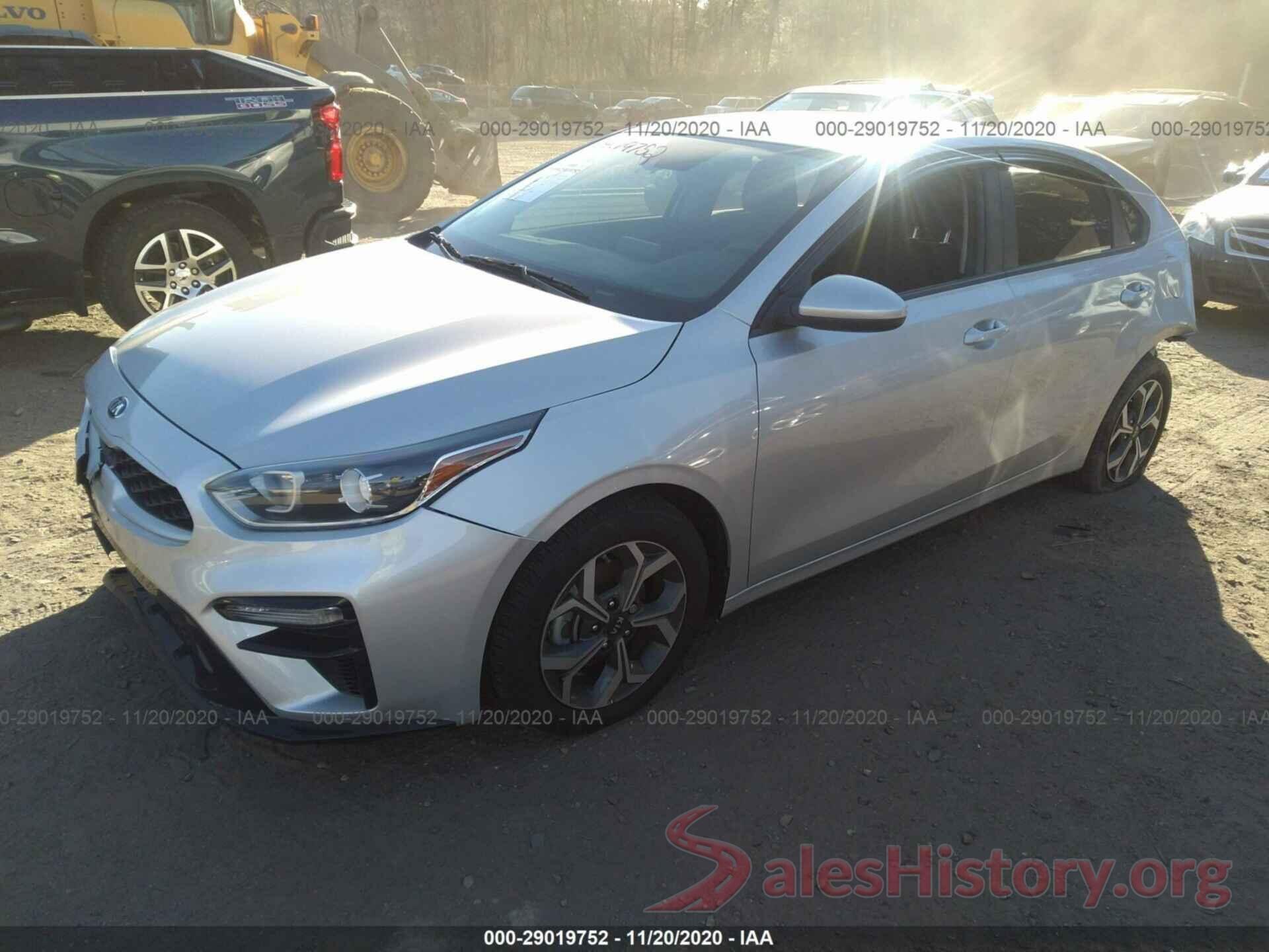 3KPF24AD4KE134615 2019 KIA FORTE