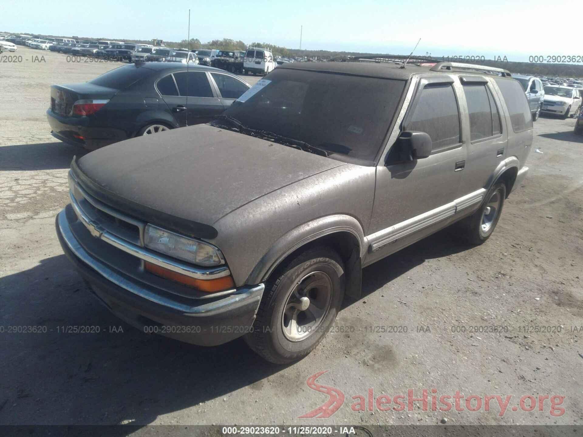 1GNCS13W8Y2223343 2000 CHEVROLET BLAZER