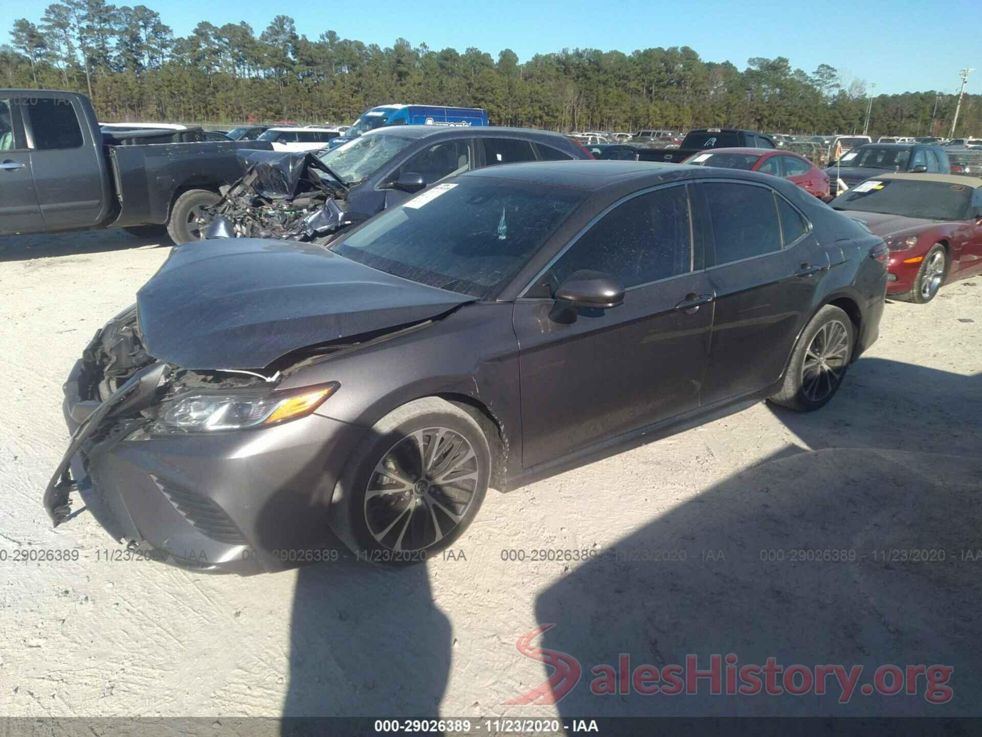 4T1B11HK5JU613576 2018 TOYOTA CAMRY