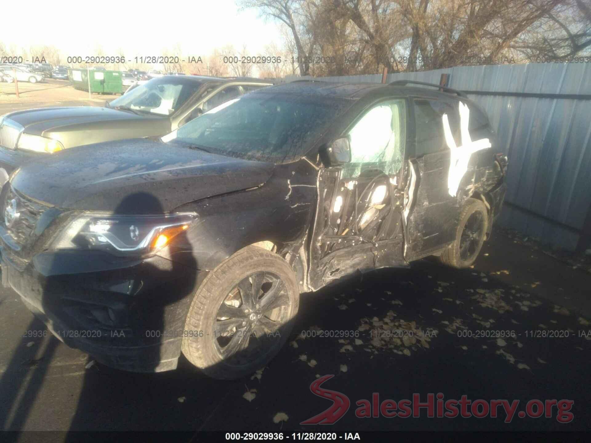 5N1DR2MM0JC669588 2018 NISSAN PATHFINDER