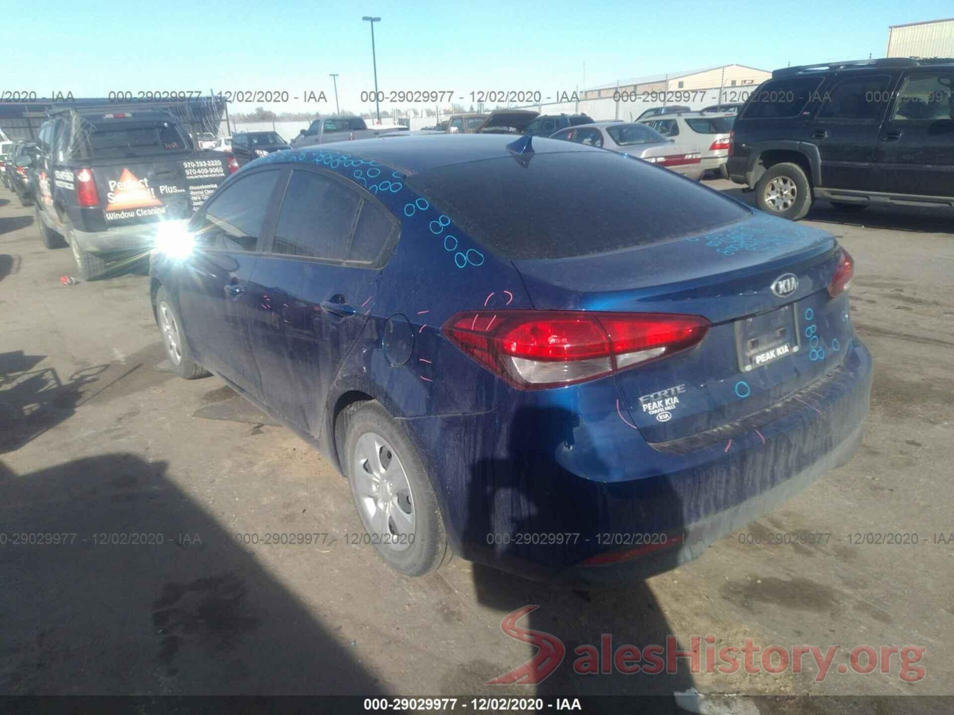 3KPFK4A78JE272926 2018 KIA FORTE