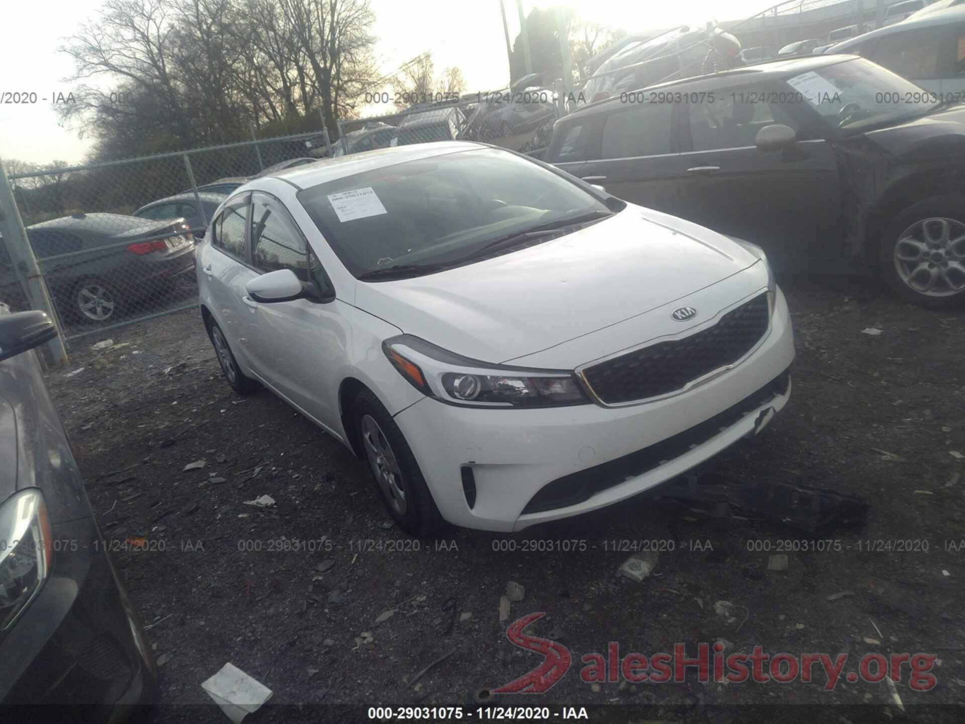 3KPFK4A7XHE142902 2017 KIA FORTE