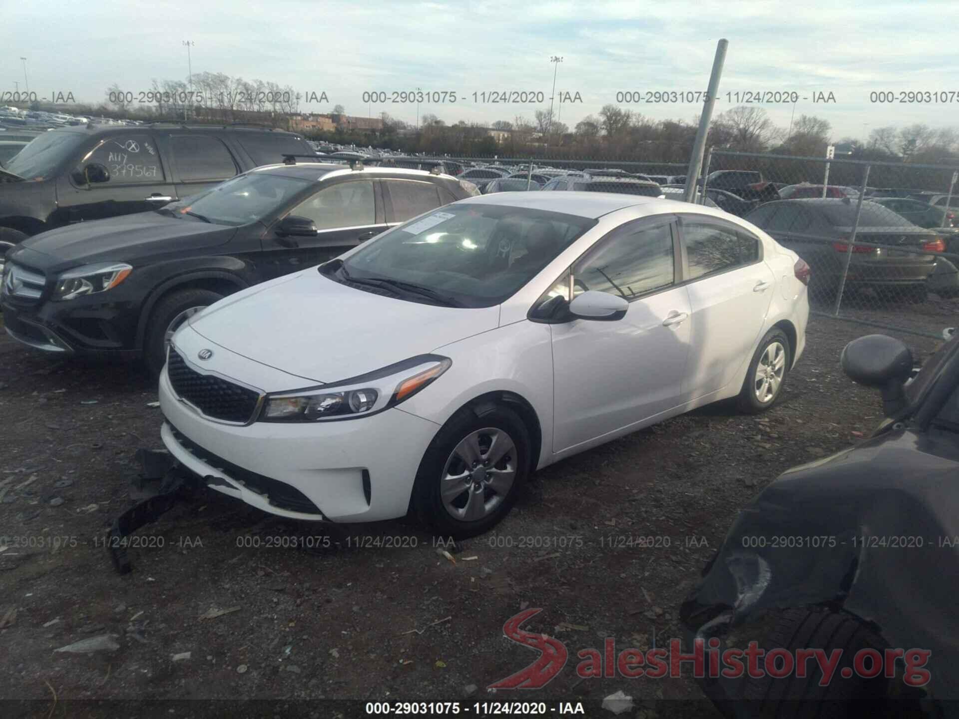 3KPFK4A7XHE142902 2017 KIA FORTE