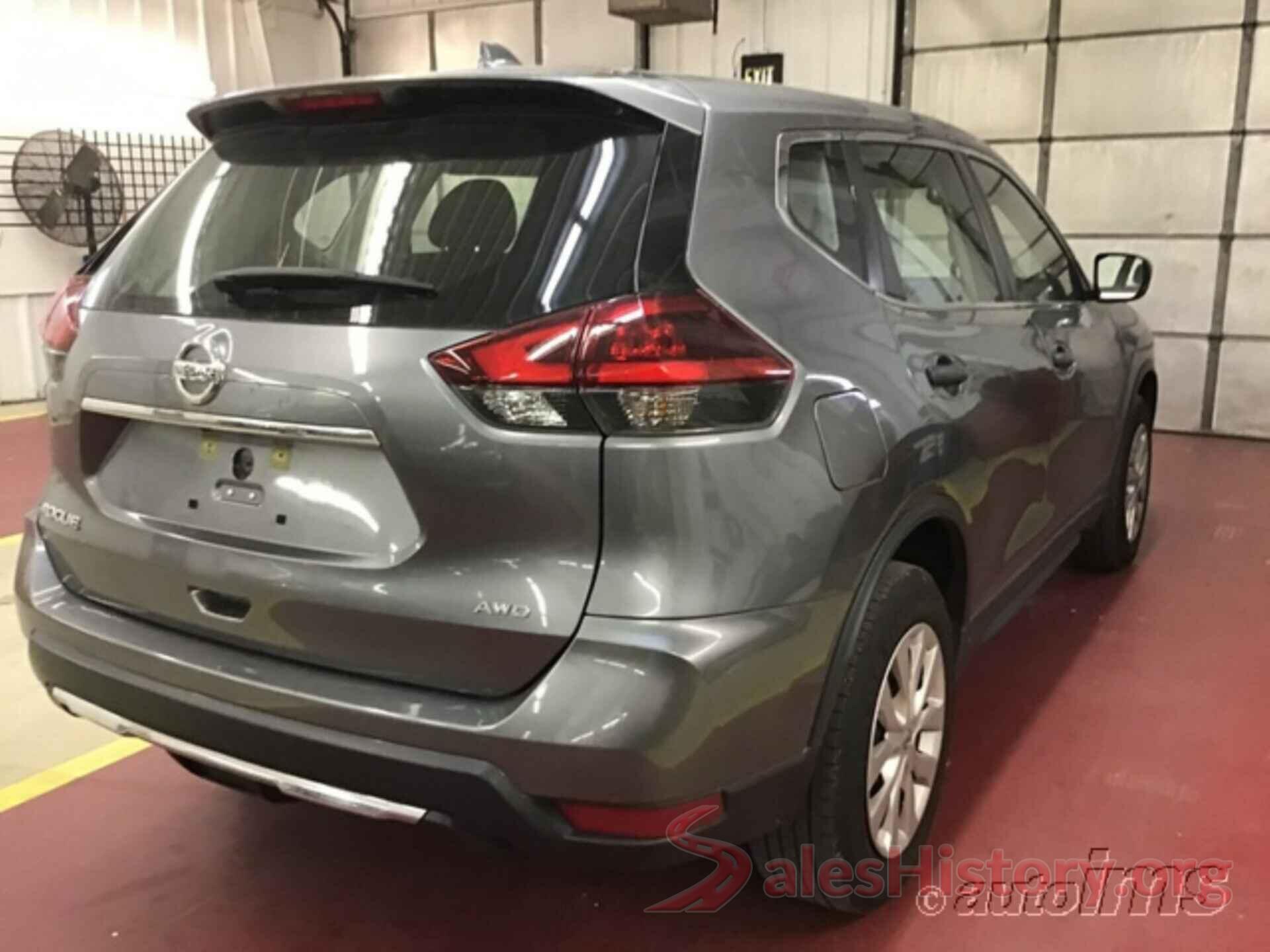 KNMAT2MV1JP600029 2018 NISSAN ROGUE