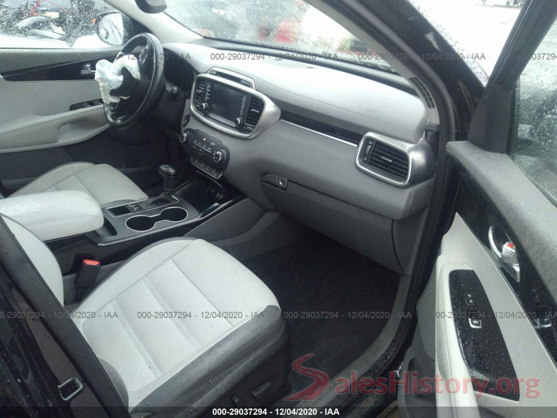 5XYPKDA57GG120974 2016 KIA SORENTO