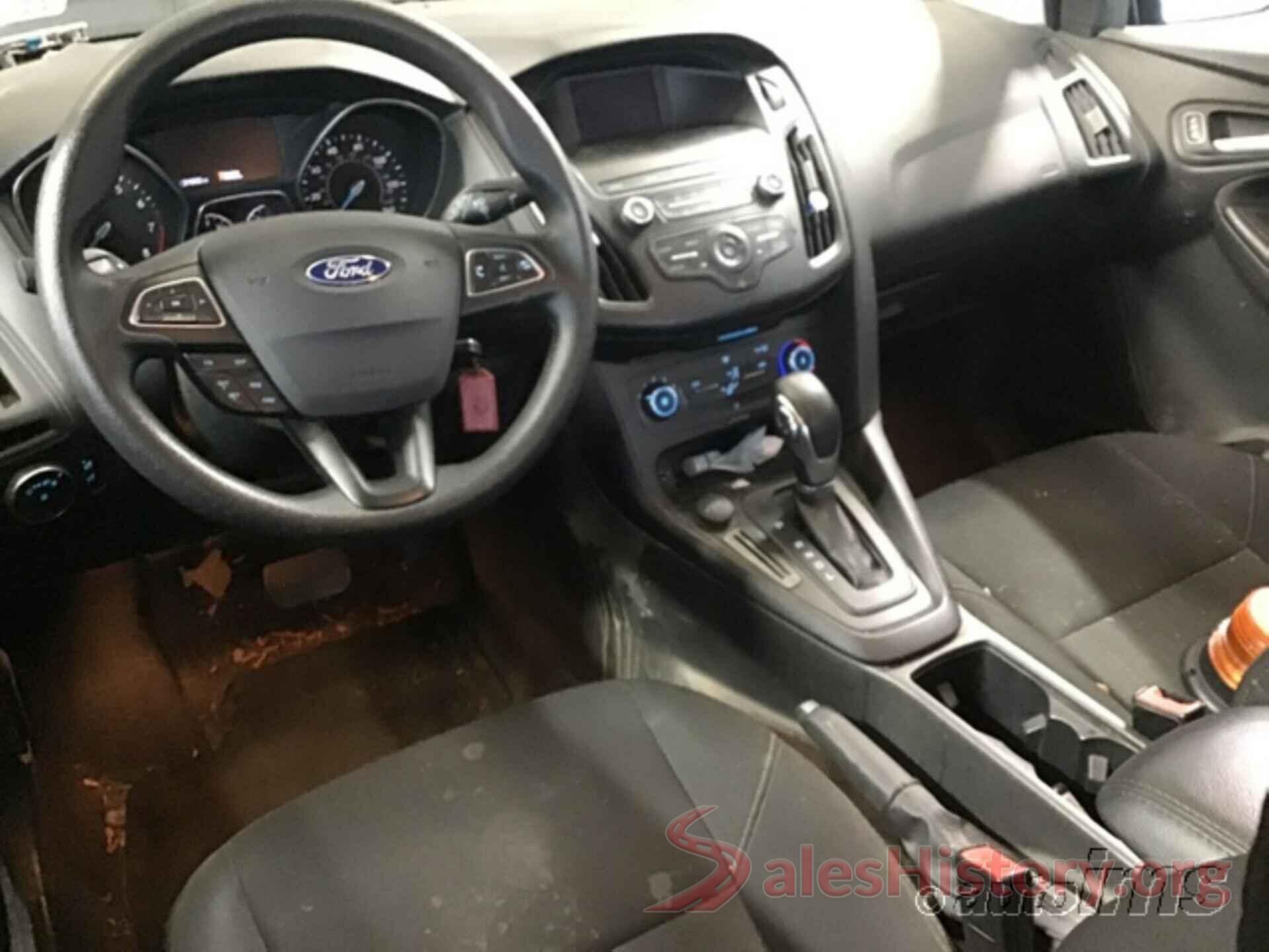 1FADP3K25JL251695 2018 FORD FOCUS