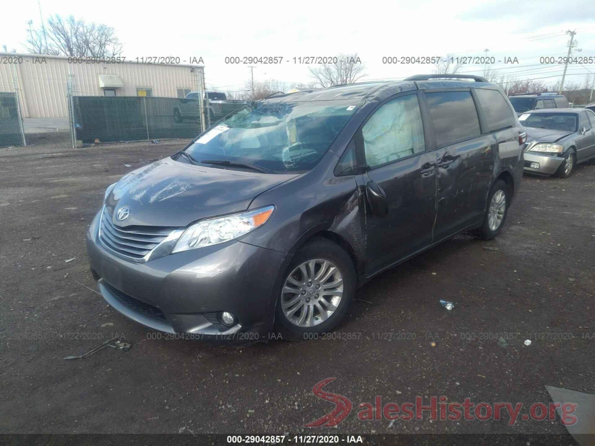 5TDYZ3DC6HS881391 2017 TOYOTA SIENNA