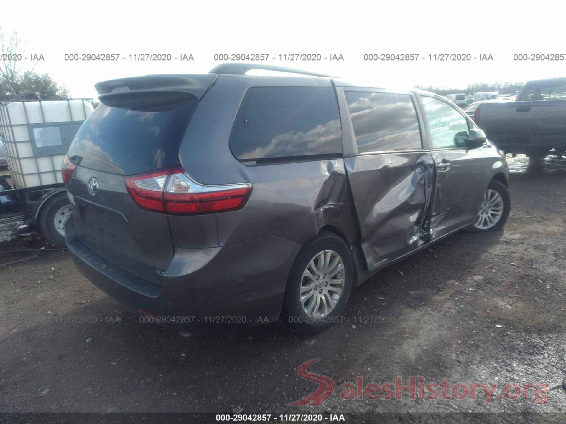 5TDYZ3DC6HS881391 2017 TOYOTA SIENNA