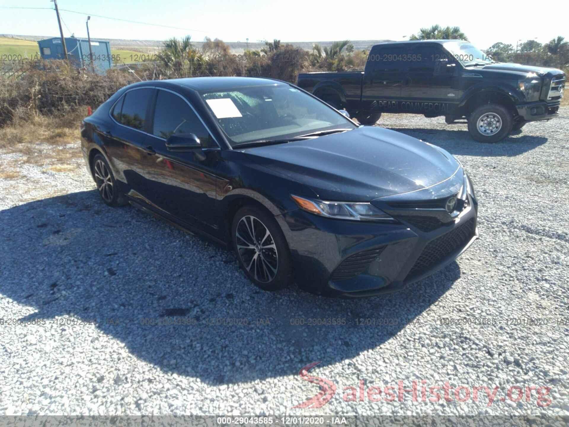 4T1B11HK8KU774960 2019 TOYOTA CAMRY