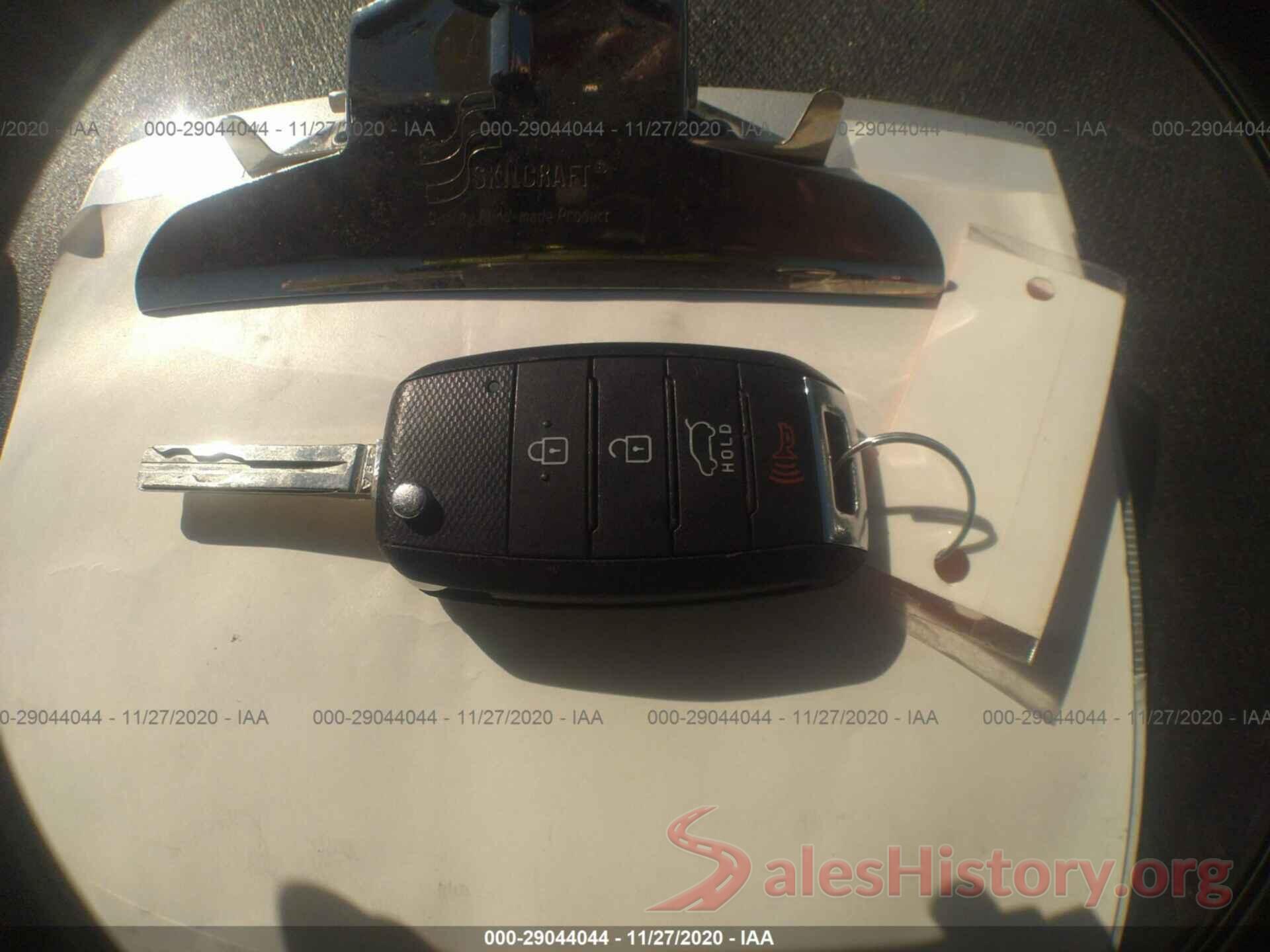 KNDJN2A27G7281457 2016 KIA SOUL