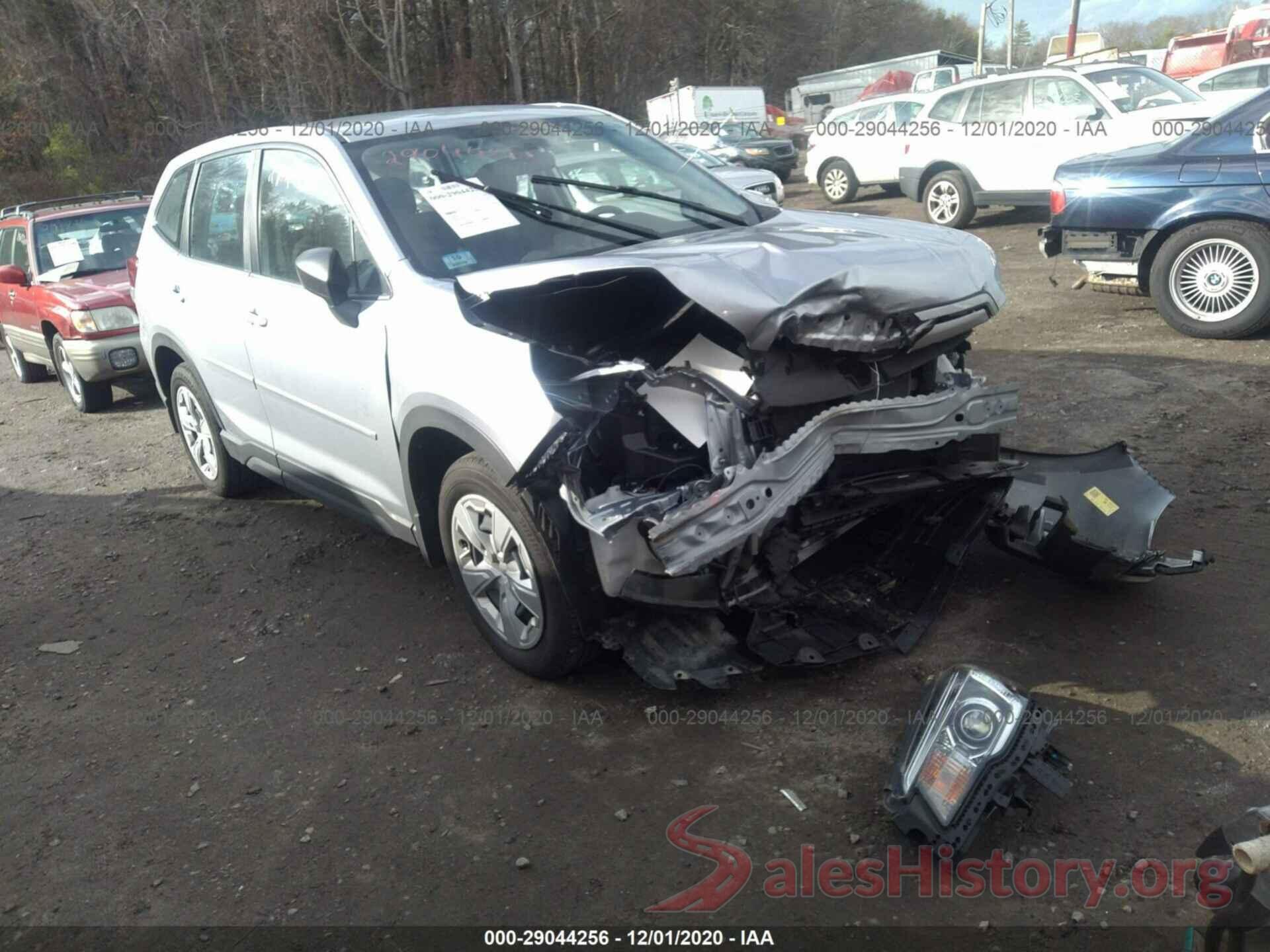 JF2SKAAC7KH514743 2019 SUBARU FORESTER