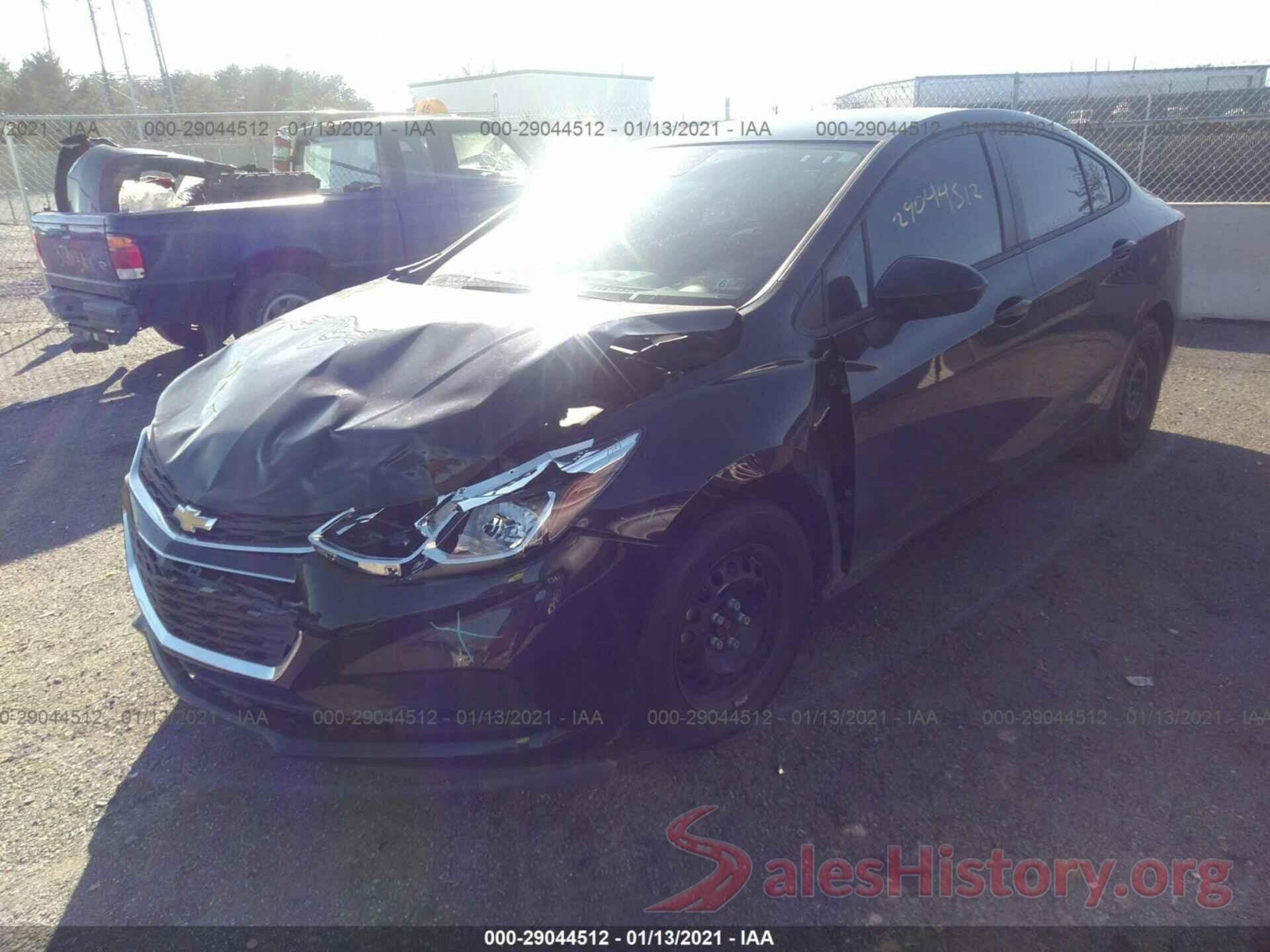 1G1BC5SM5J7179974 2018 CHEVROLET CRUZE