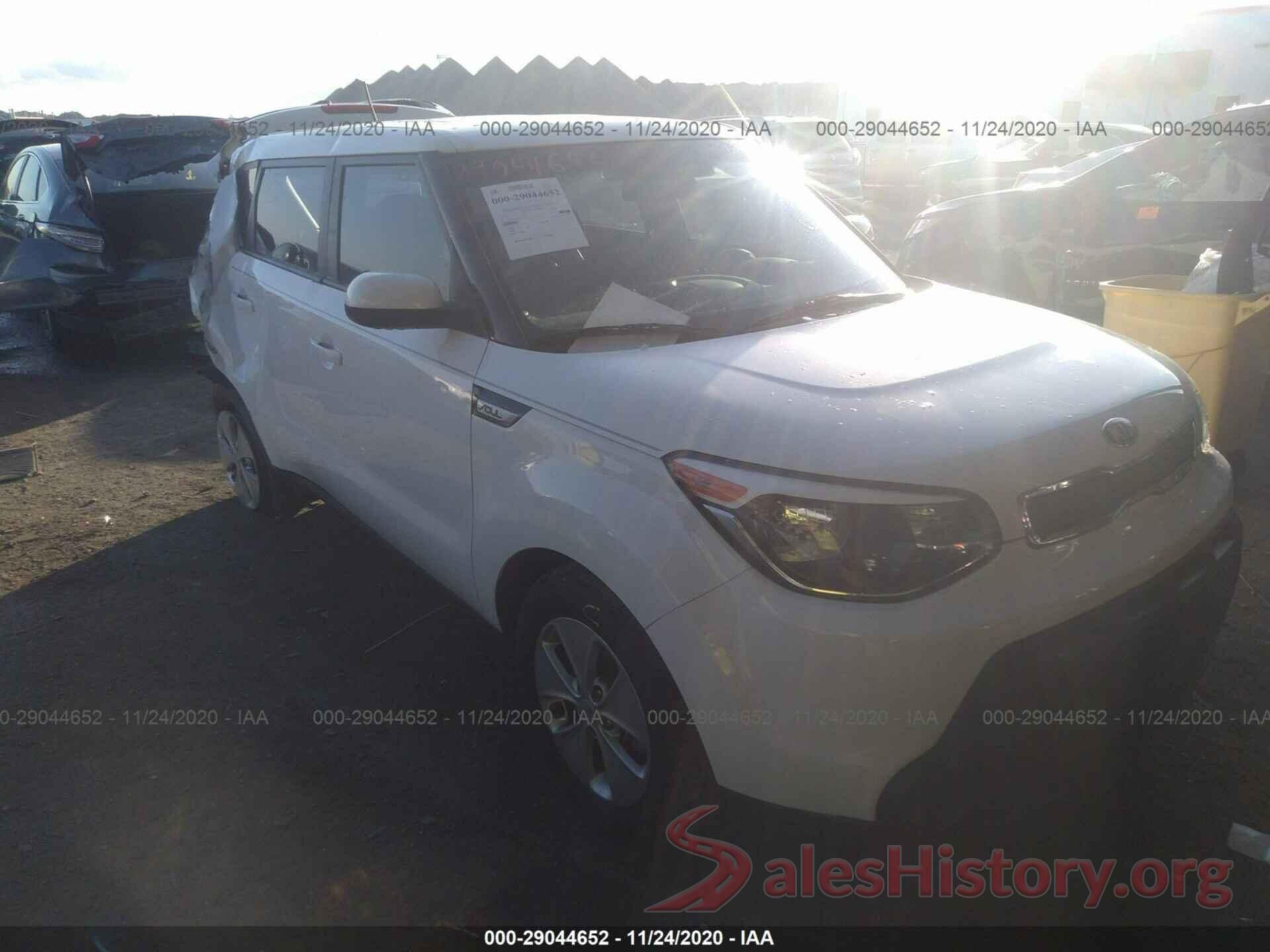 KNDJN2A25G7377782 2016 KIA SOUL