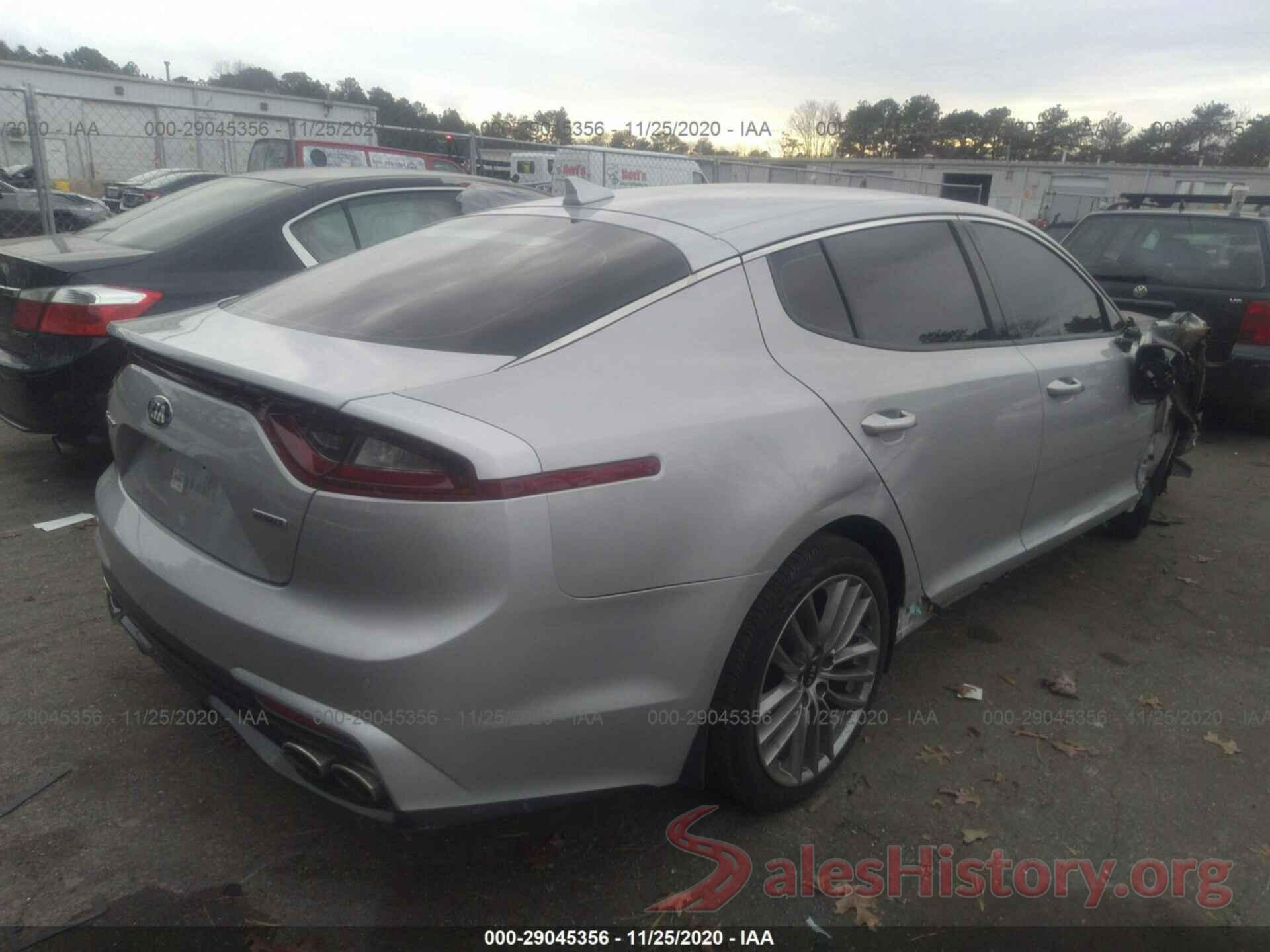 KNAE15LA8J6019749 2018 KIA STINGER