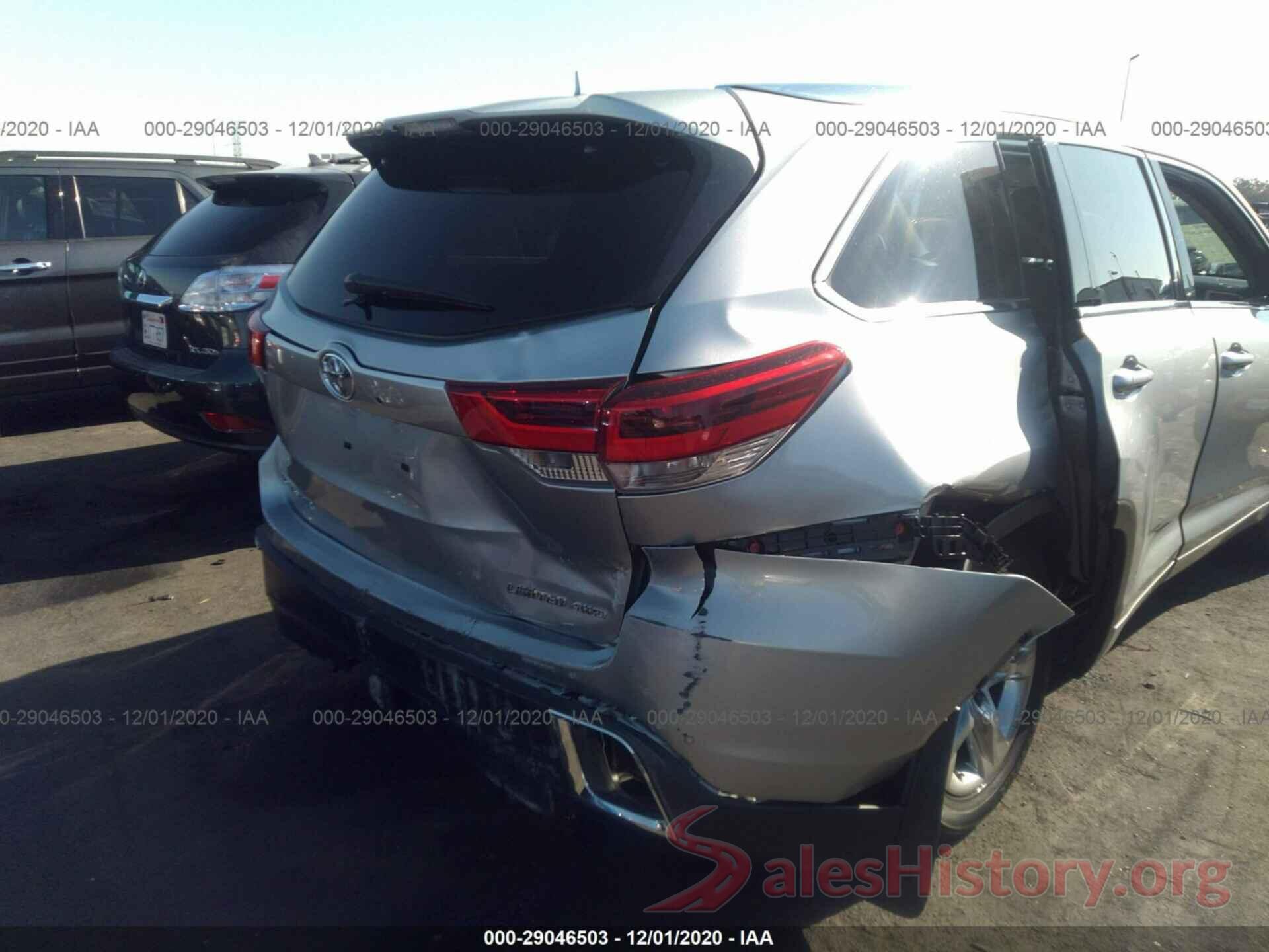 5TDDZRFH7JS867077 2018 TOYOTA HIGHLANDER