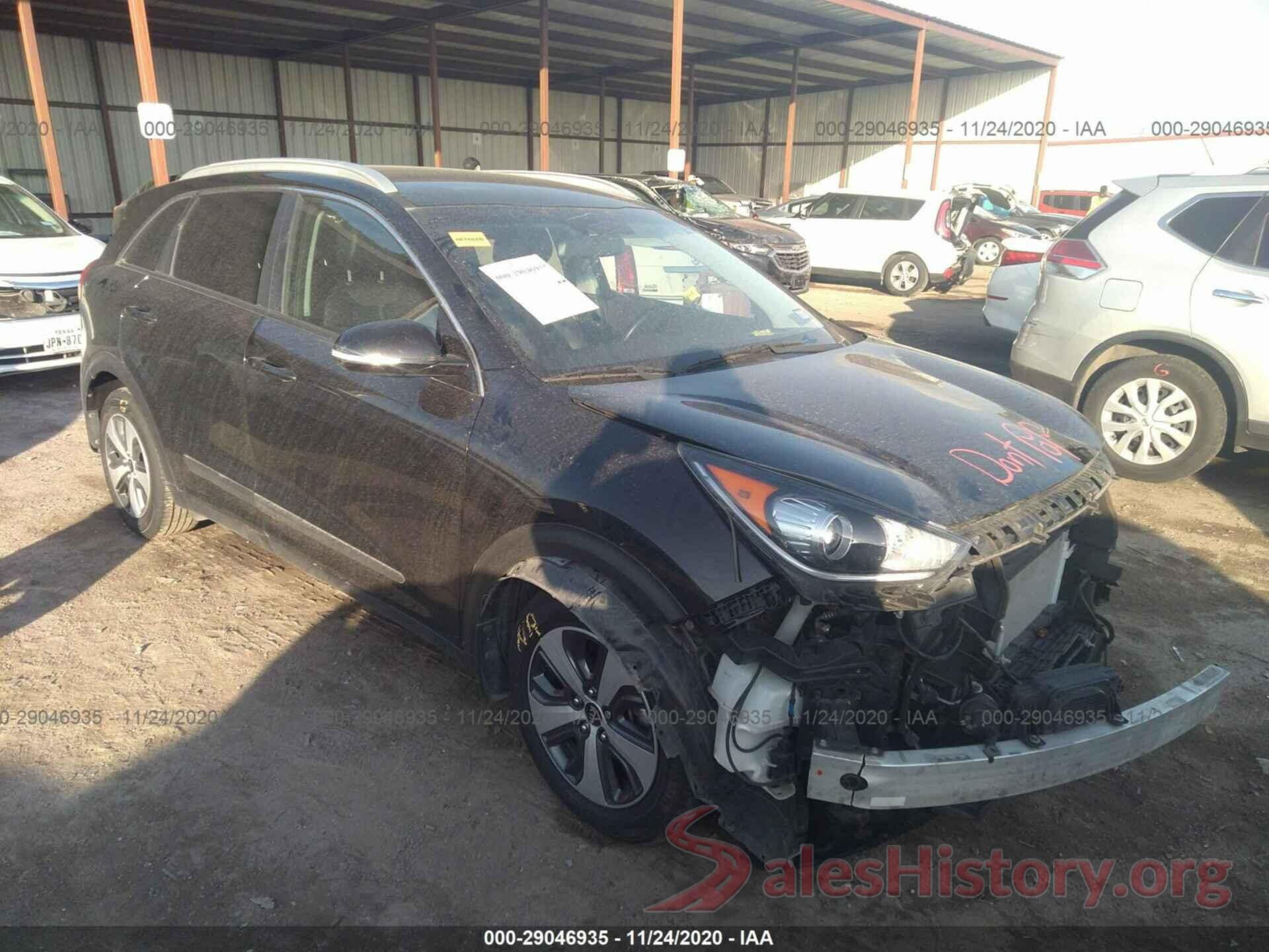 KNDCC3LC5H5079739 2017 KIA NIRO