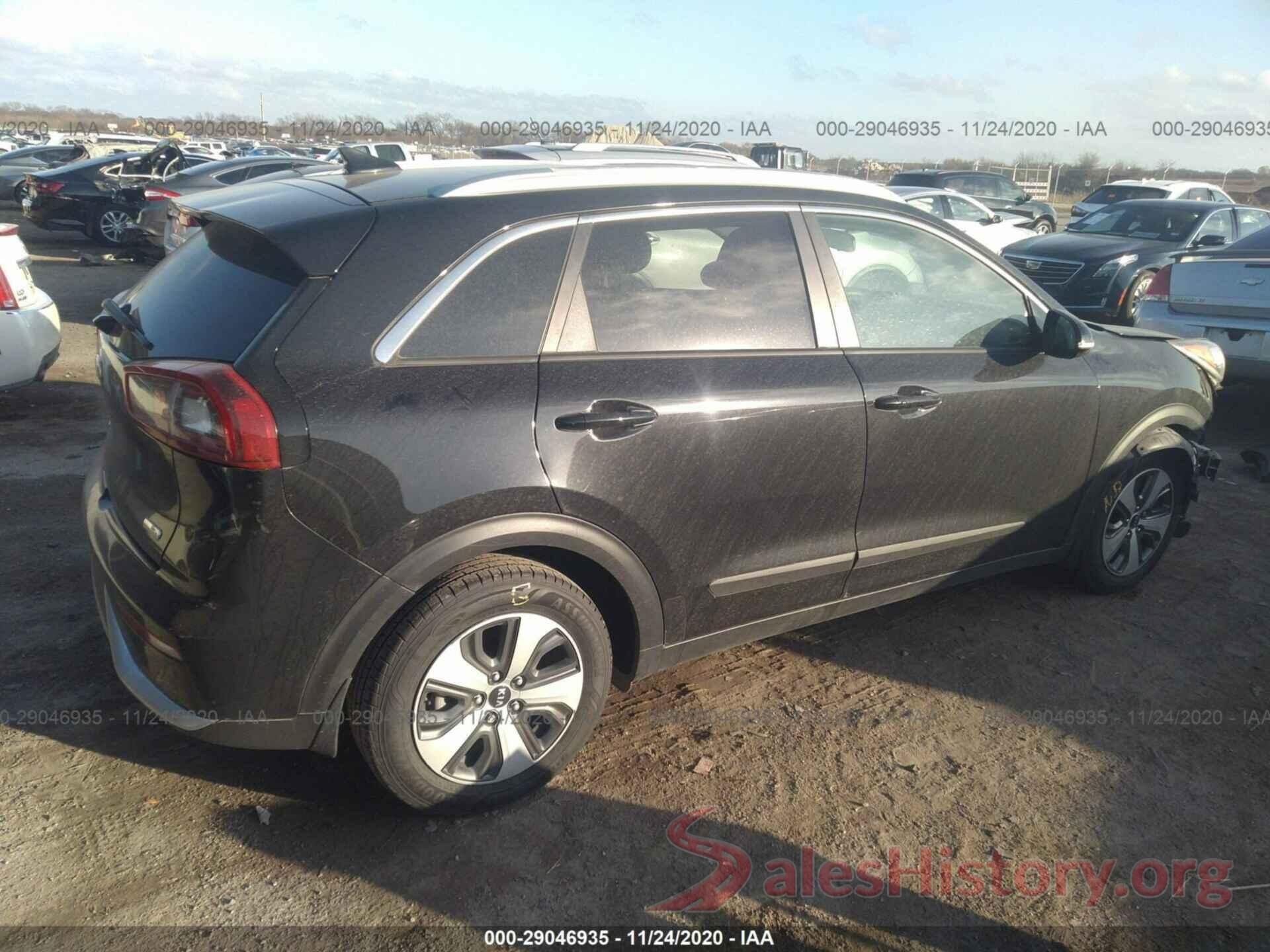 KNDCC3LC5H5079739 2017 KIA NIRO