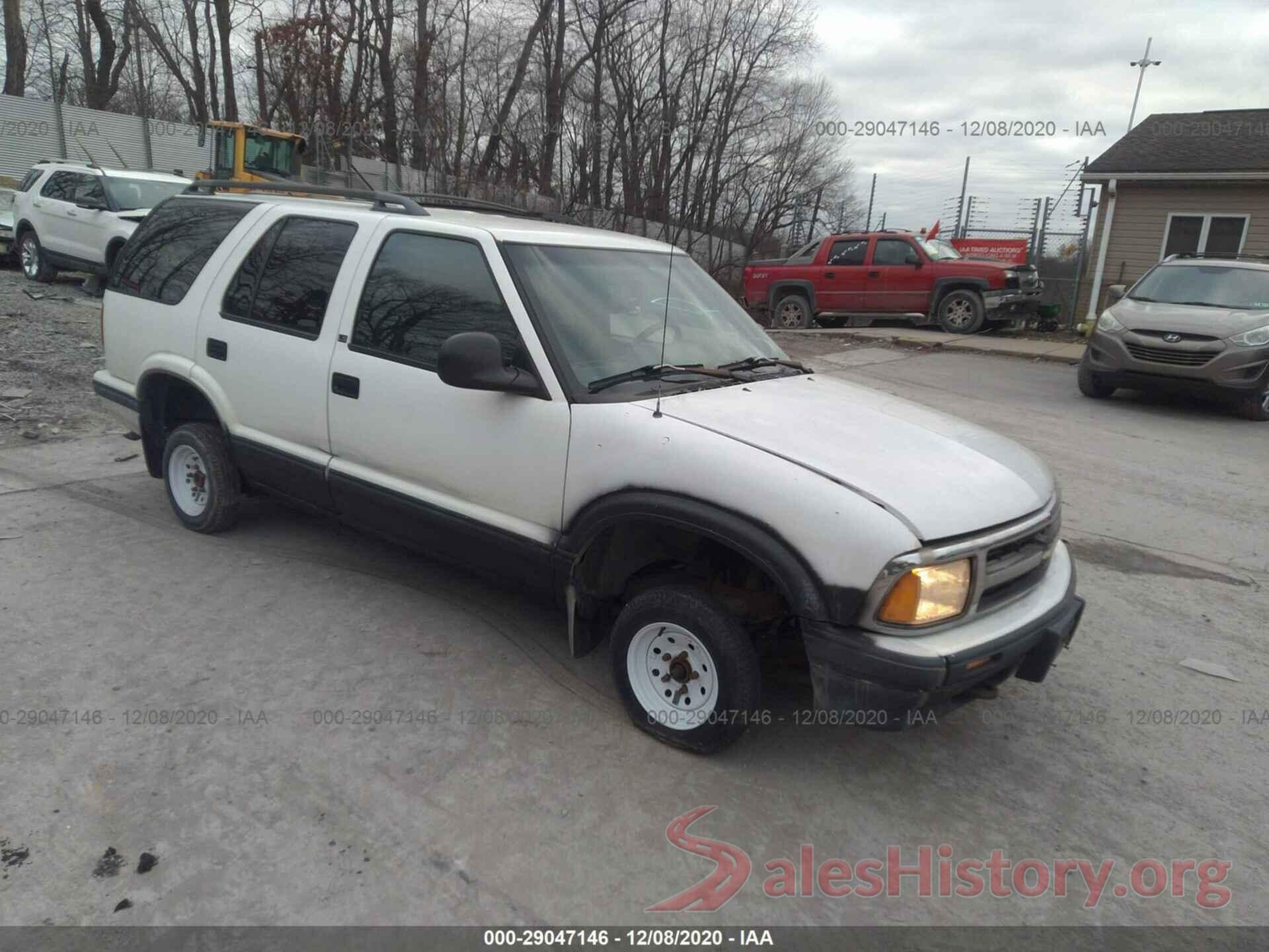 1GNDT13W3V2223053 1997 CHEVROLET BLAZER