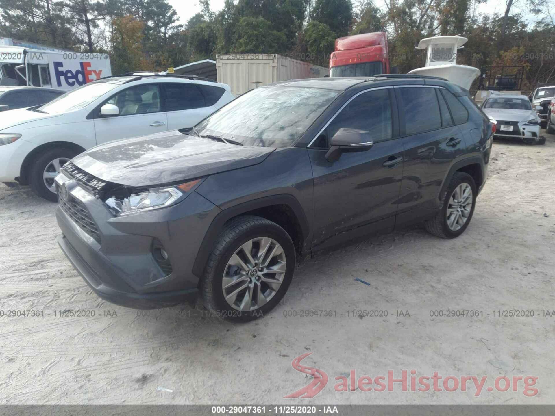 JTMC1RFV4KD020703 2019 TOYOTA RAV4