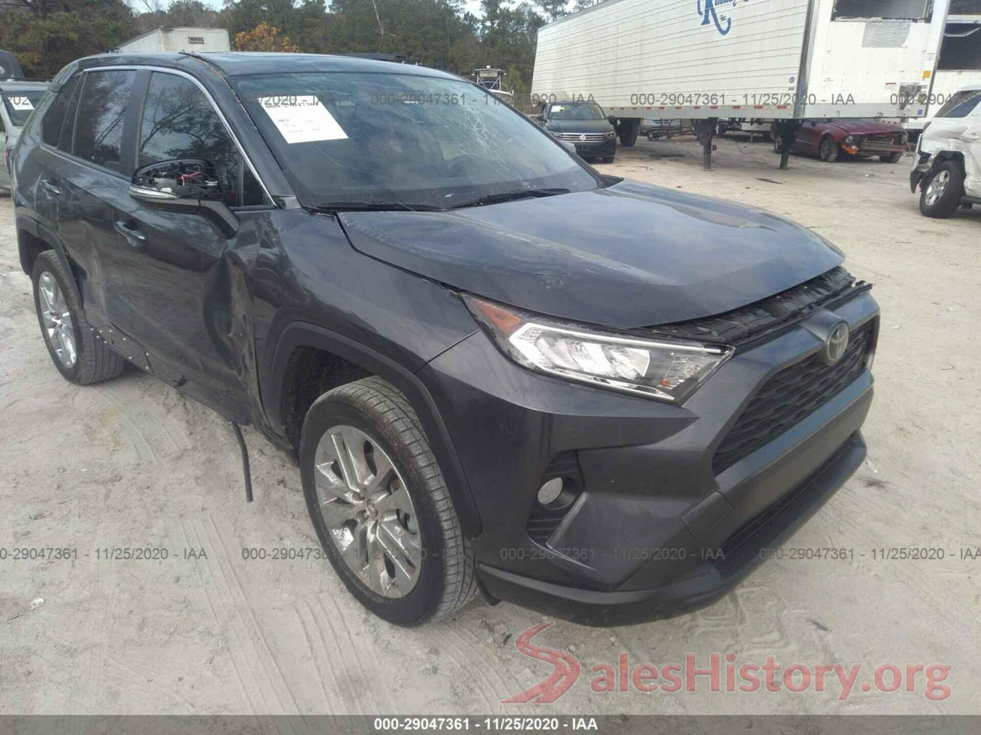 JTMC1RFV4KD020703 2019 TOYOTA RAV4