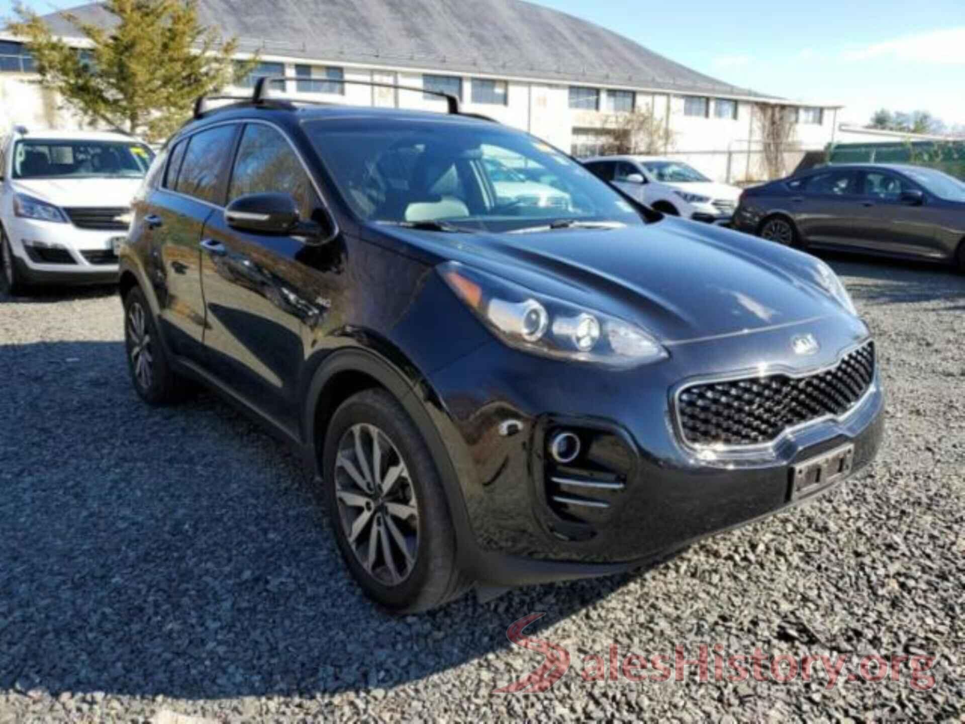 KNDPNCAC8J7373175 2018 KIA SPORTAGE