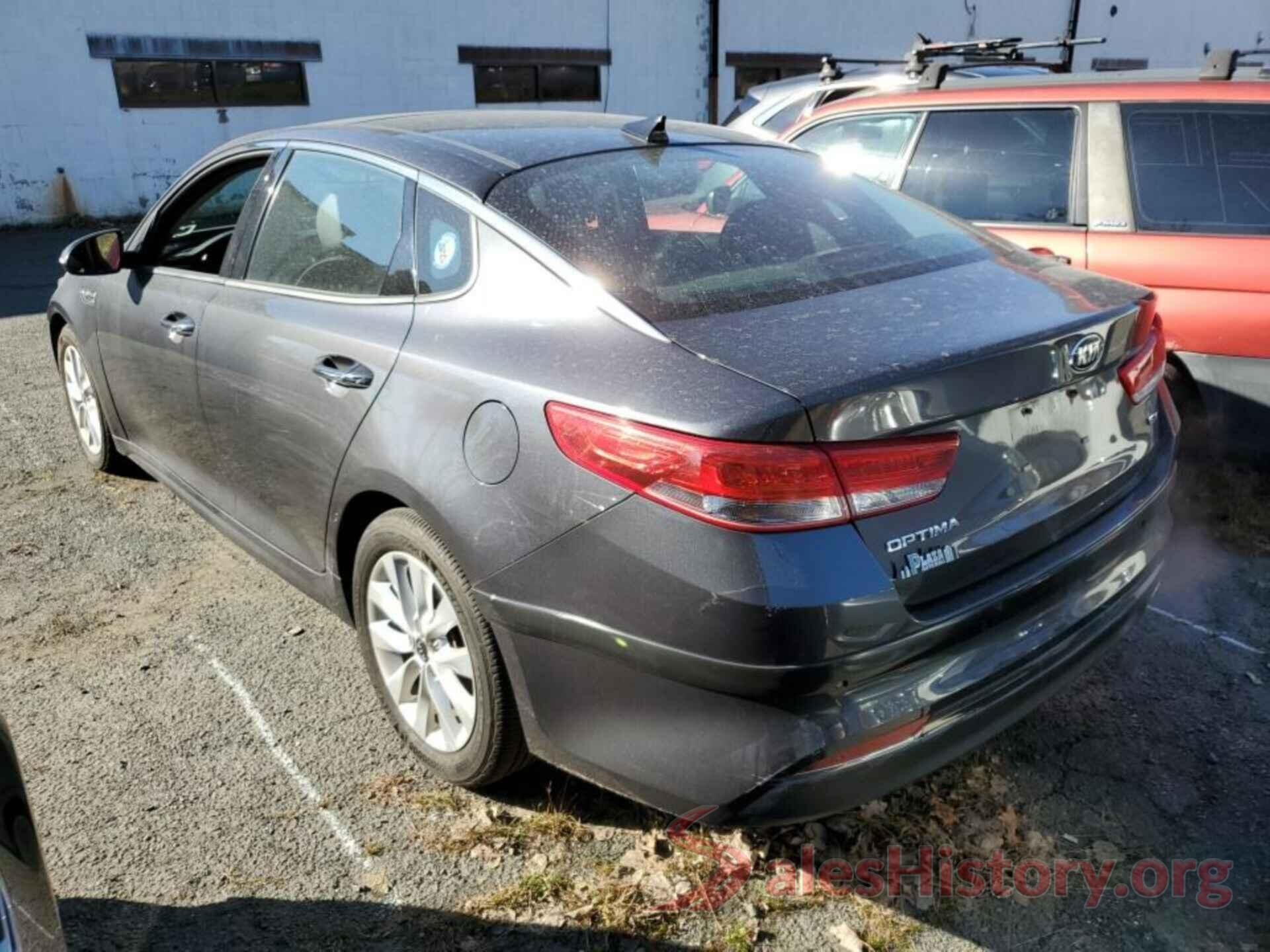 5XXGU4L35JG189597 2018 KIA OPTIMA