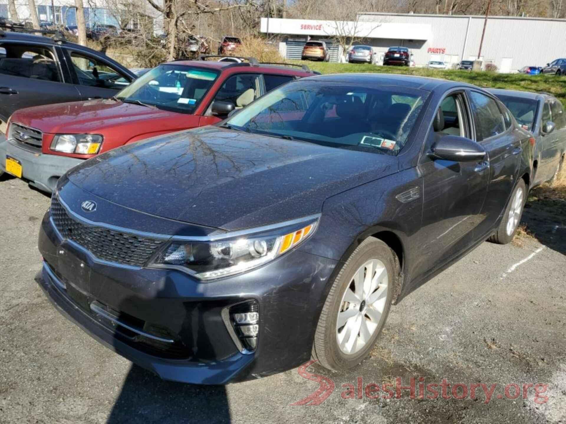 5XXGU4L35JG189597 2018 KIA OPTIMA