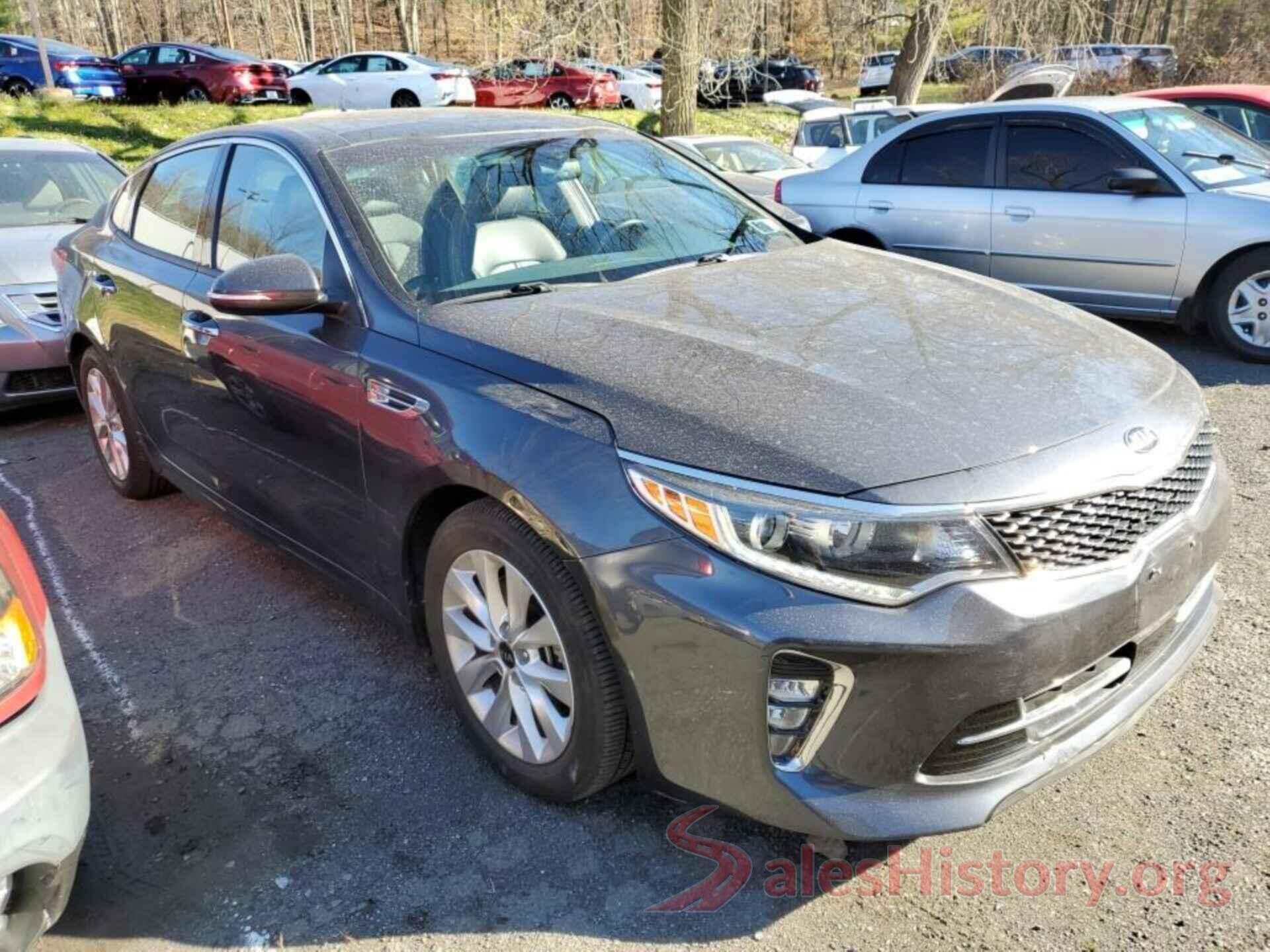 5XXGU4L35JG189597 2018 KIA OPTIMA