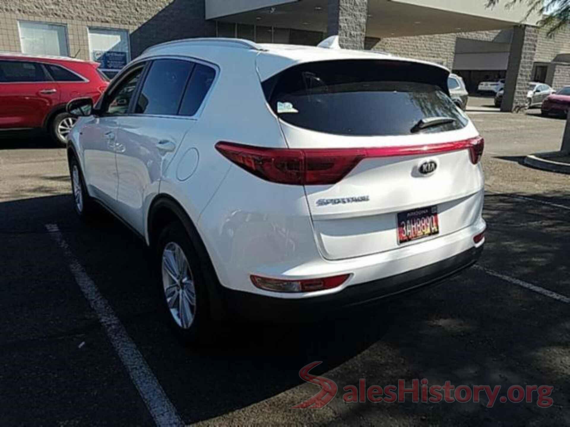 KNDPMCAC1J7433414 2018 KIA SPORTAGE