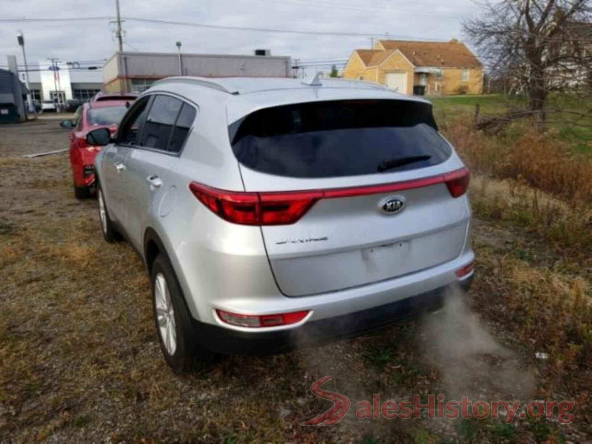 KNDPMCAC9J7305664 2018 KIA SPORTAGE