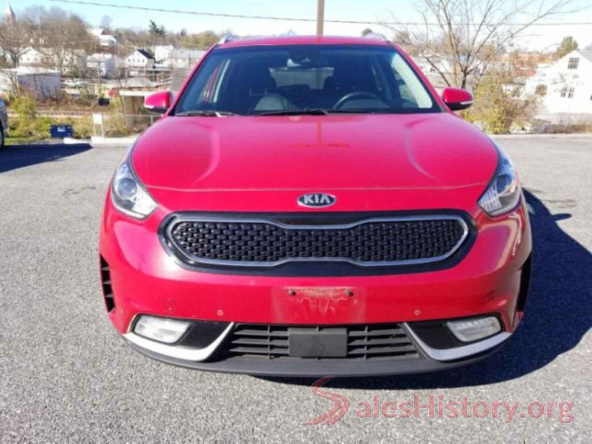 KNDCE3LC5J5110939 2018 KIA NIRO