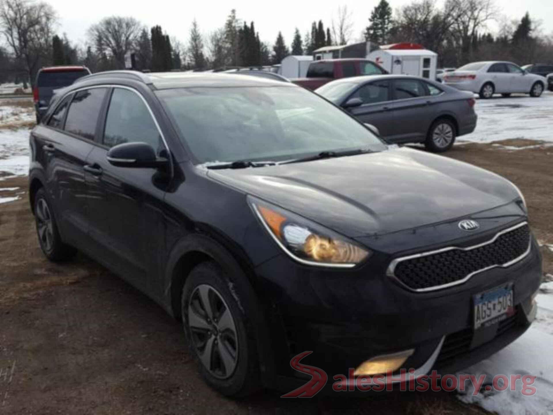 KNDCC3LC2H5087085 2017 KIA NIRO