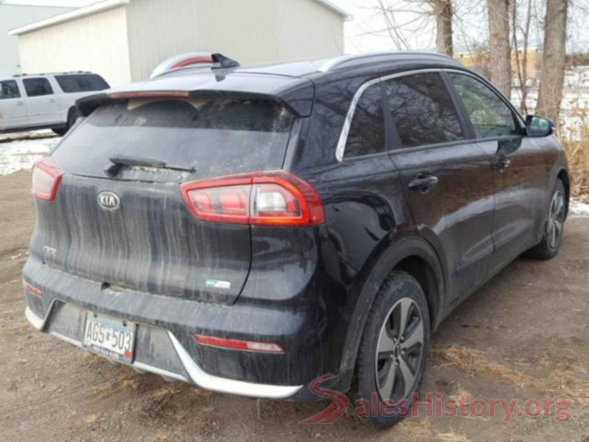 KNDCC3LC2H5087085 2017 KIA NIRO