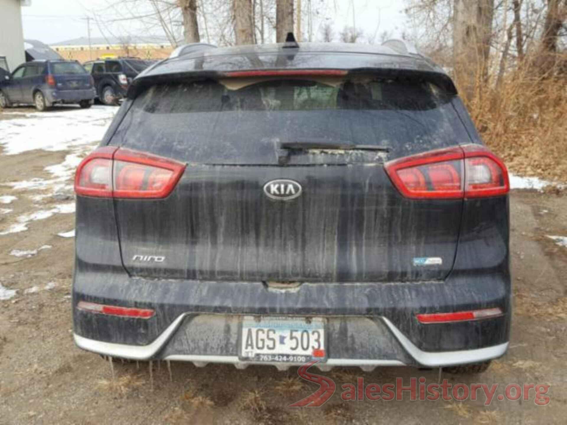 KNDCC3LC2H5087085 2017 KIA NIRO