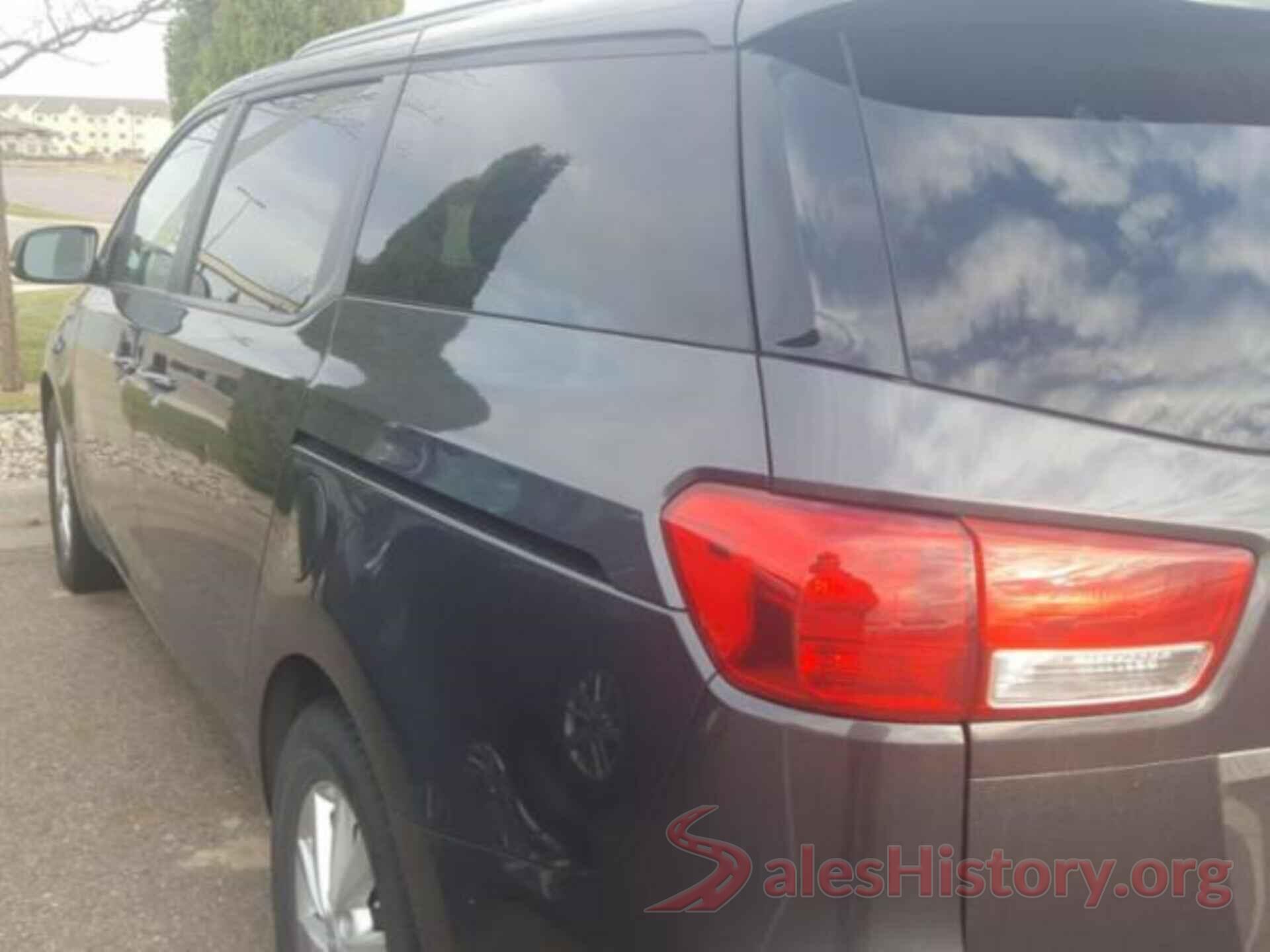 KNDMB5C12G6217053 2016 KIA SEDONA