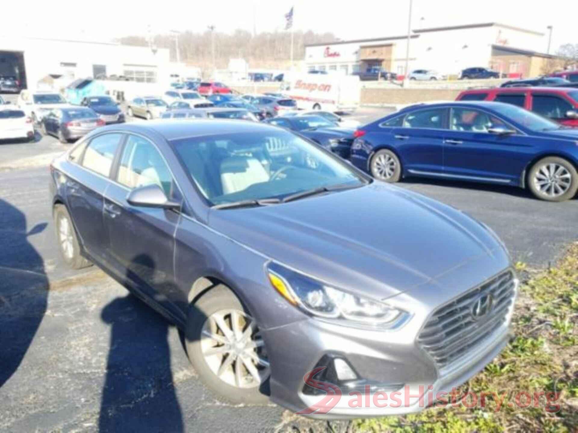 5NPE24AF9JH687574 2018 HYUNDAI SONATA