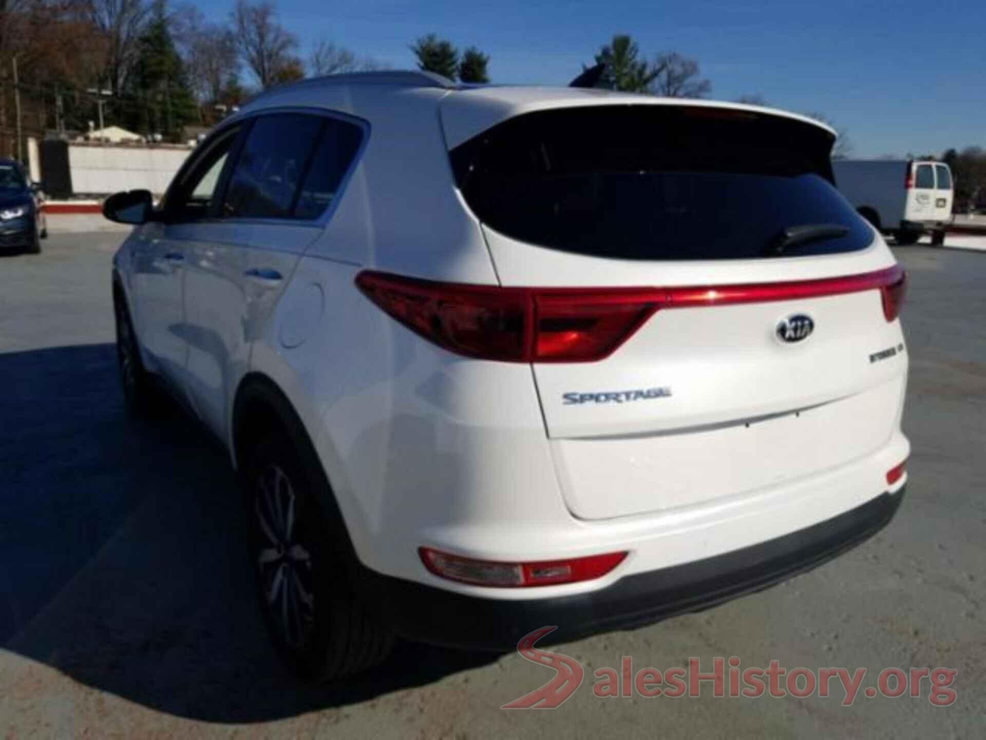 KNDPNCAC0H7267068 2017 KIA SPORTAGE