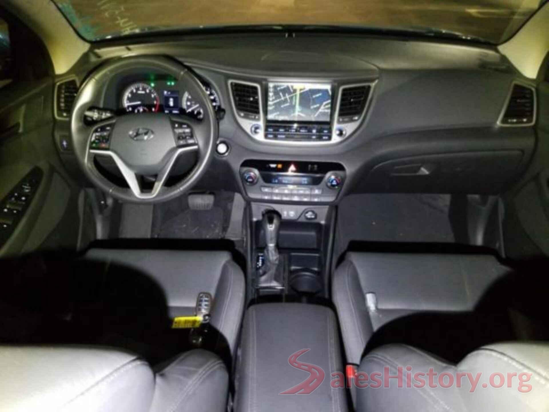 KM8J33A40HU511786 2017 HYUNDAI TUCSON