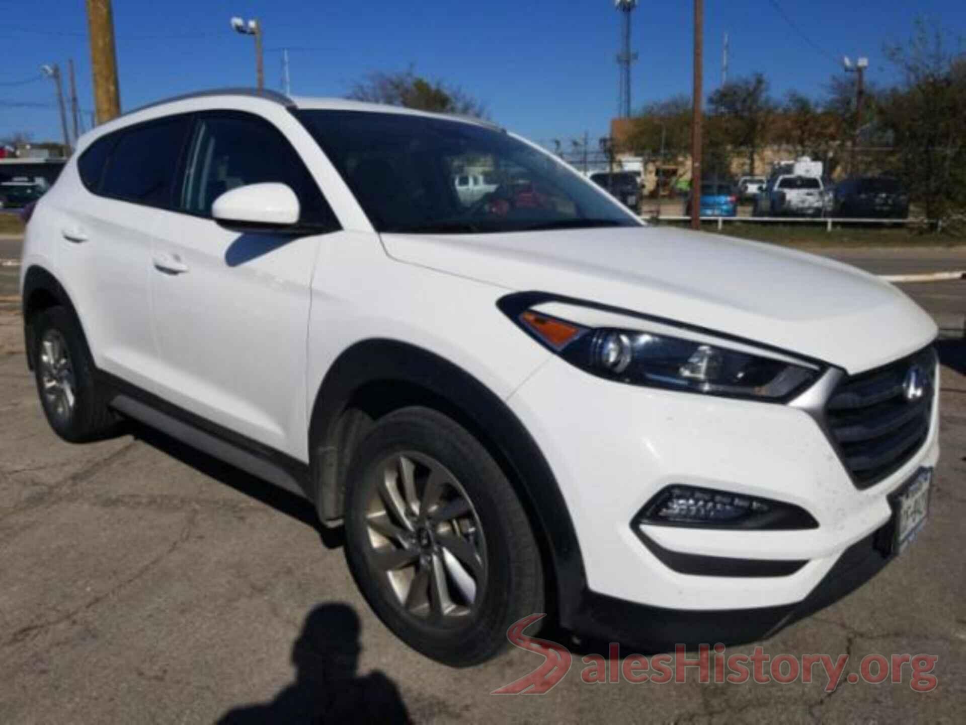 KM8J33A48HU454883 2017 HYUNDAI TUCSON