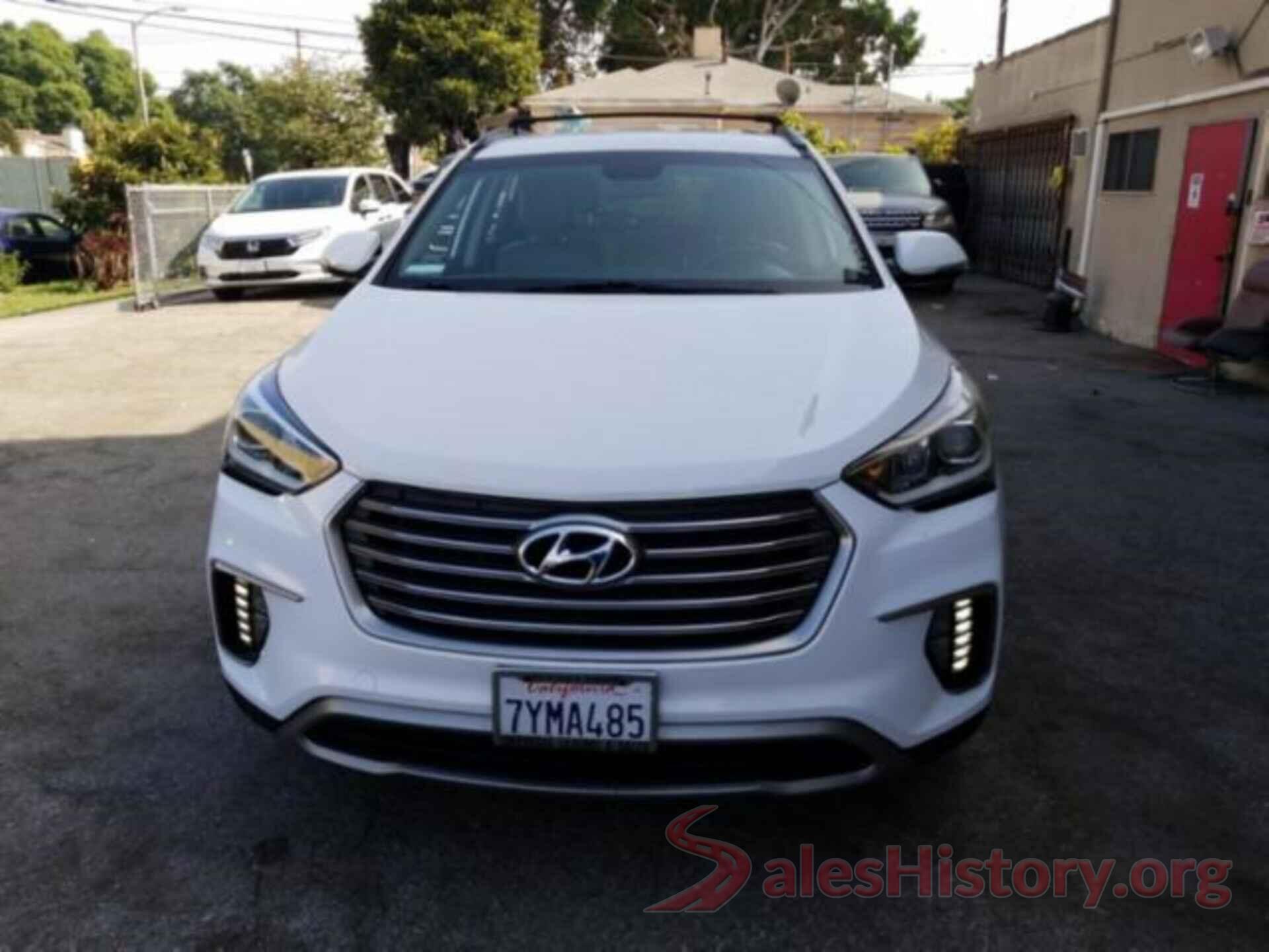 KM8SN4HF3HU245823 2017 HYUNDAI SANTA FE