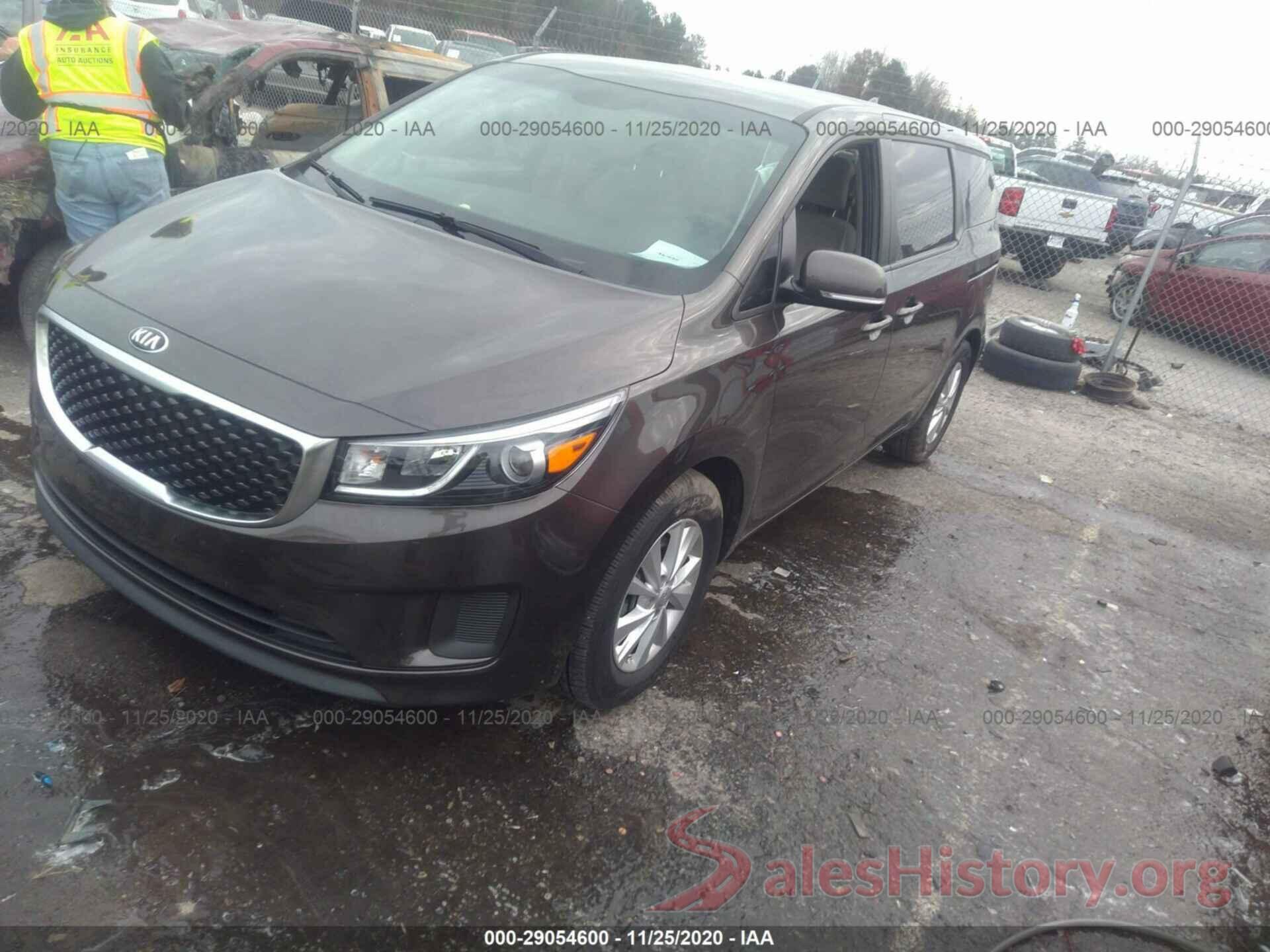 KNDMB5C13J6348600 2018 KIA SEDONA