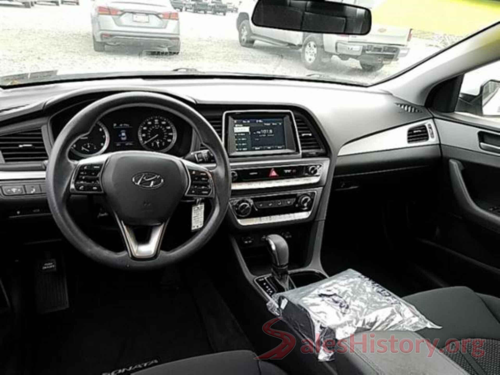 5NPE24AF0JH604873 2018 HYUNDAI SONATA