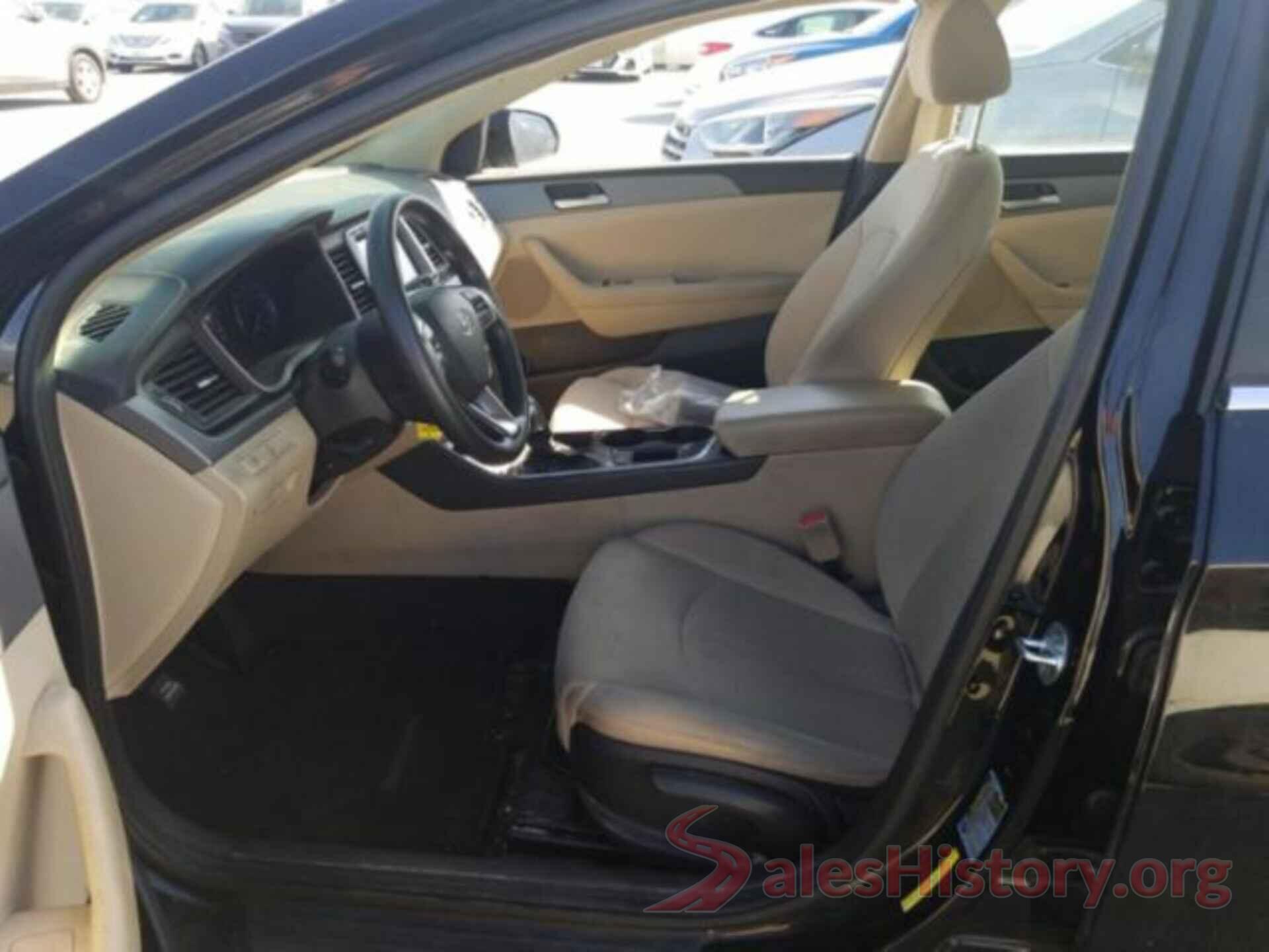 5NPE24AF8JH607035 2018 HYUNDAI SONATA