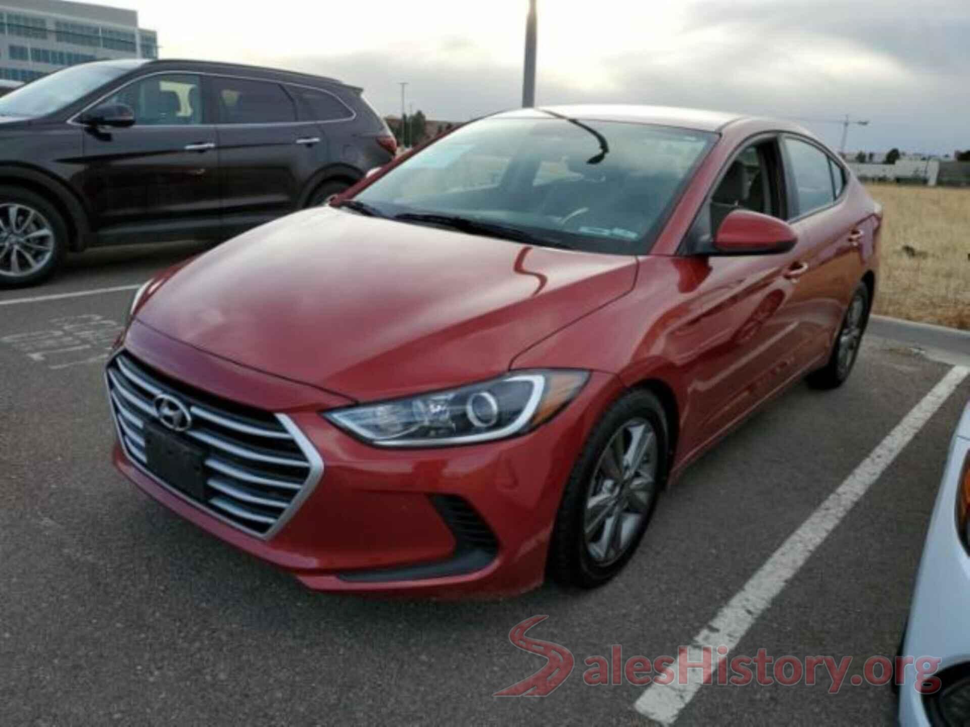 5NPD84LF4JH221090 2018 HYUNDAI ELANTRA