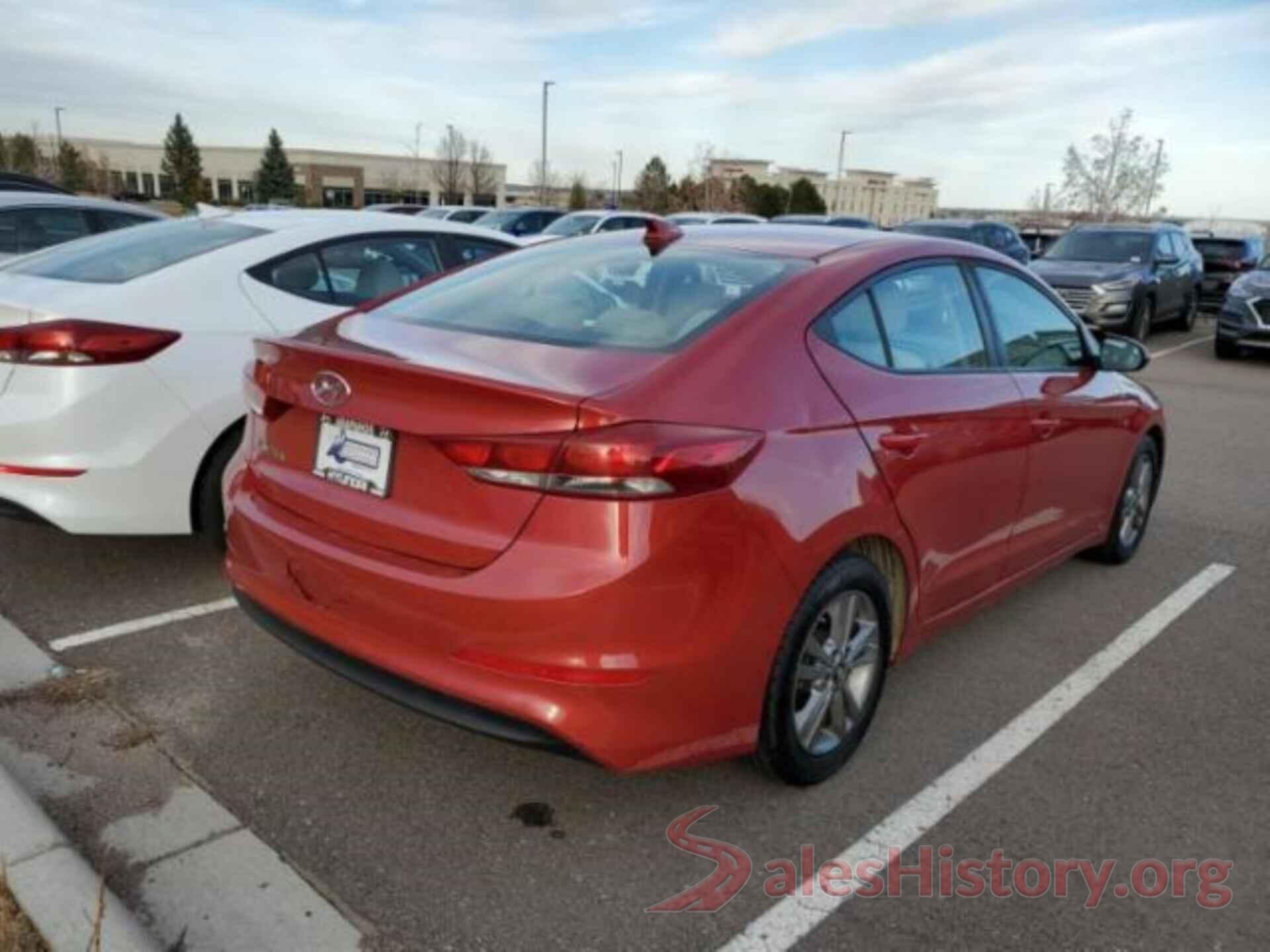 5NPD84LF4JH221090 2018 HYUNDAI ELANTRA