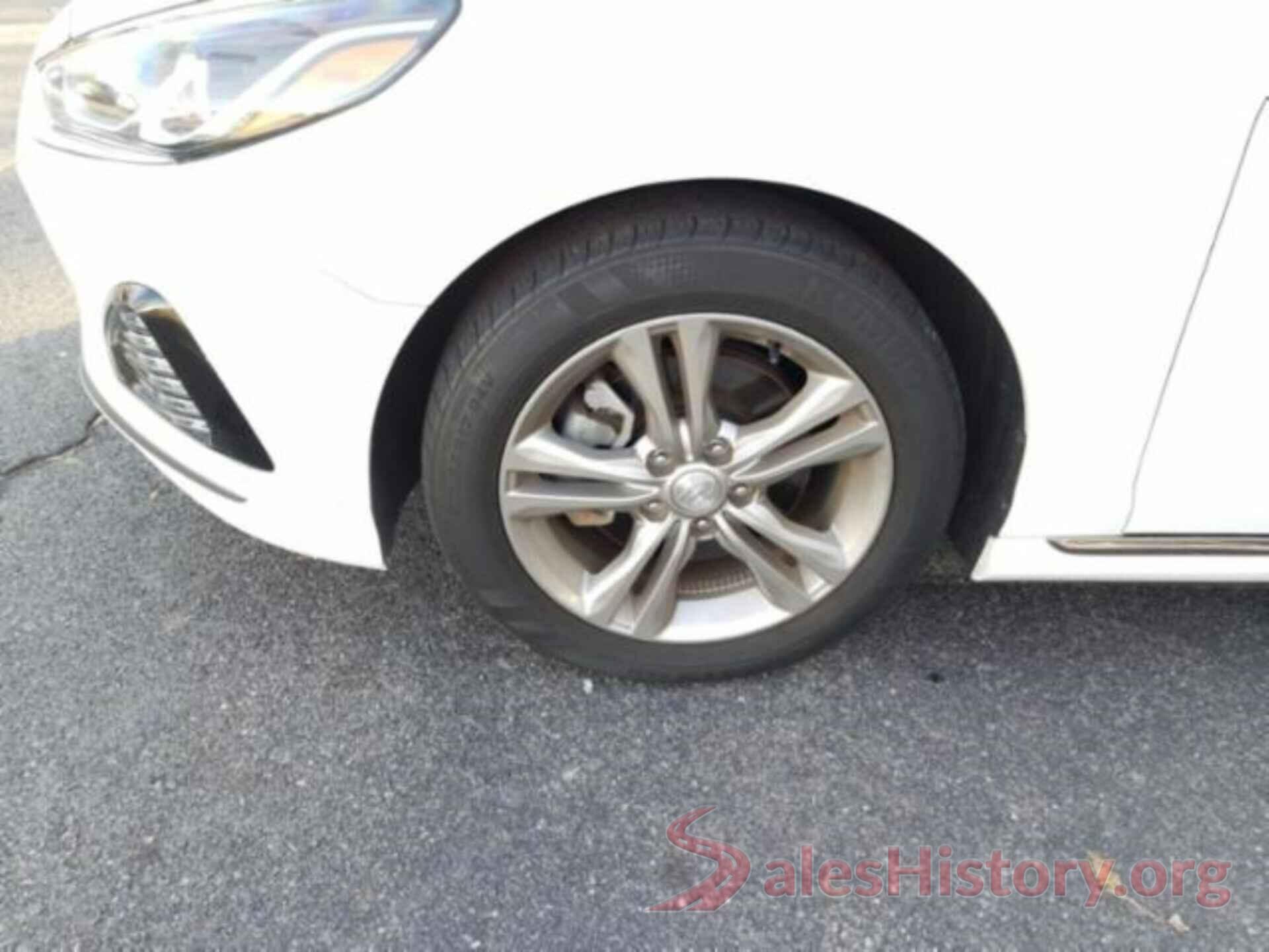 5NPE34AF1JH662973 2018 HYUNDAI SONATA